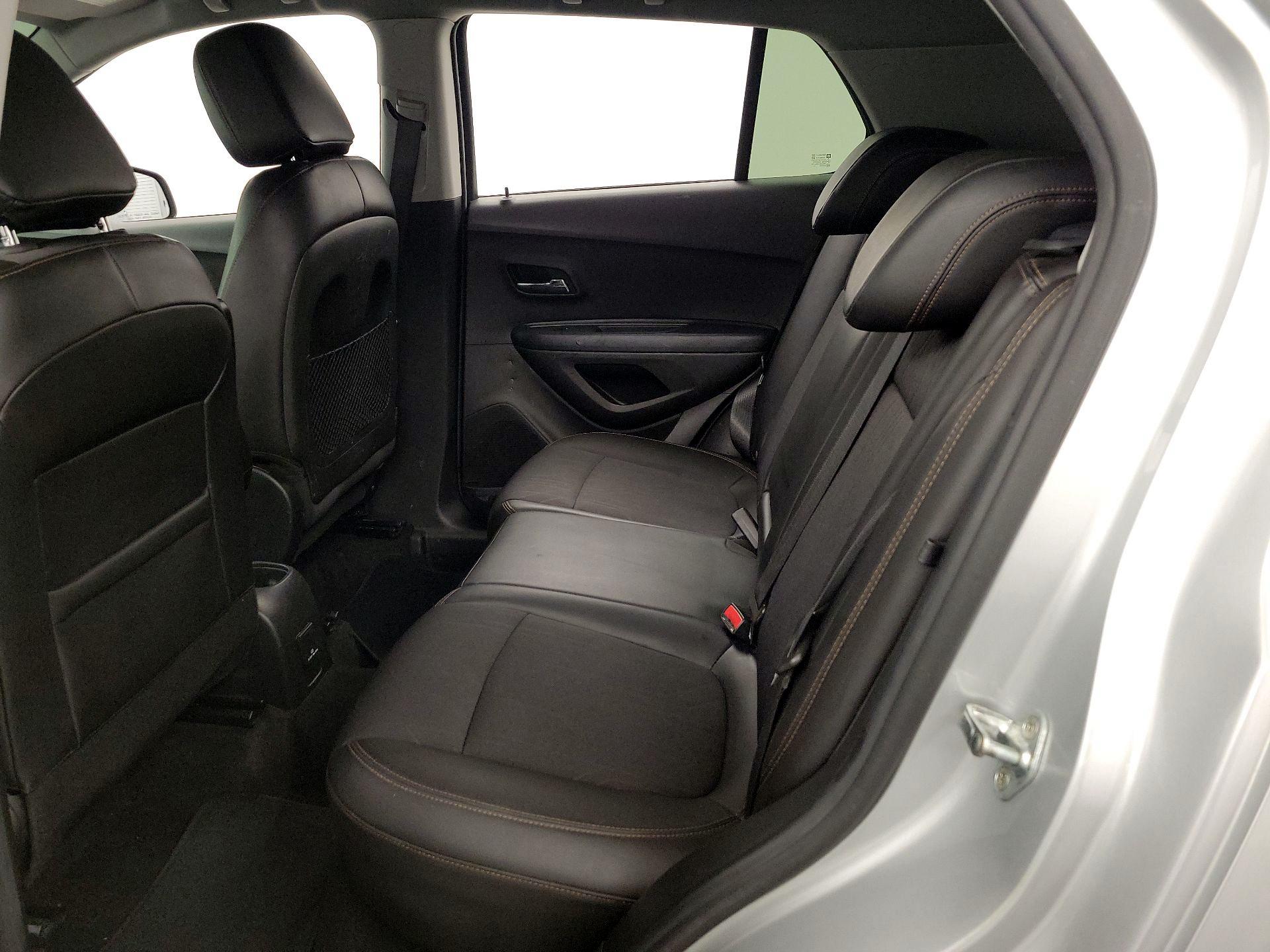 Thumbnail: 2021 Chevrolet Trax - 19