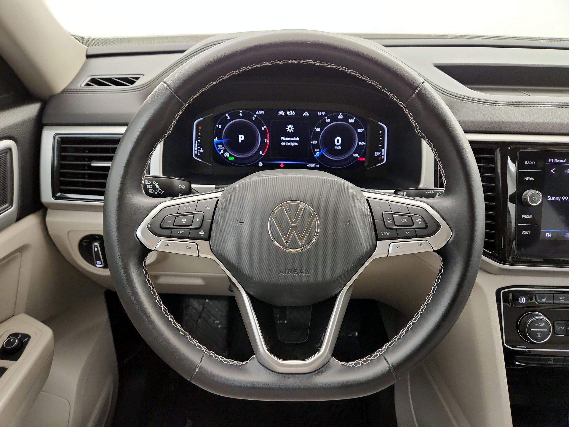 Thumbnail: 2022 Volkswagen Atlas - 10