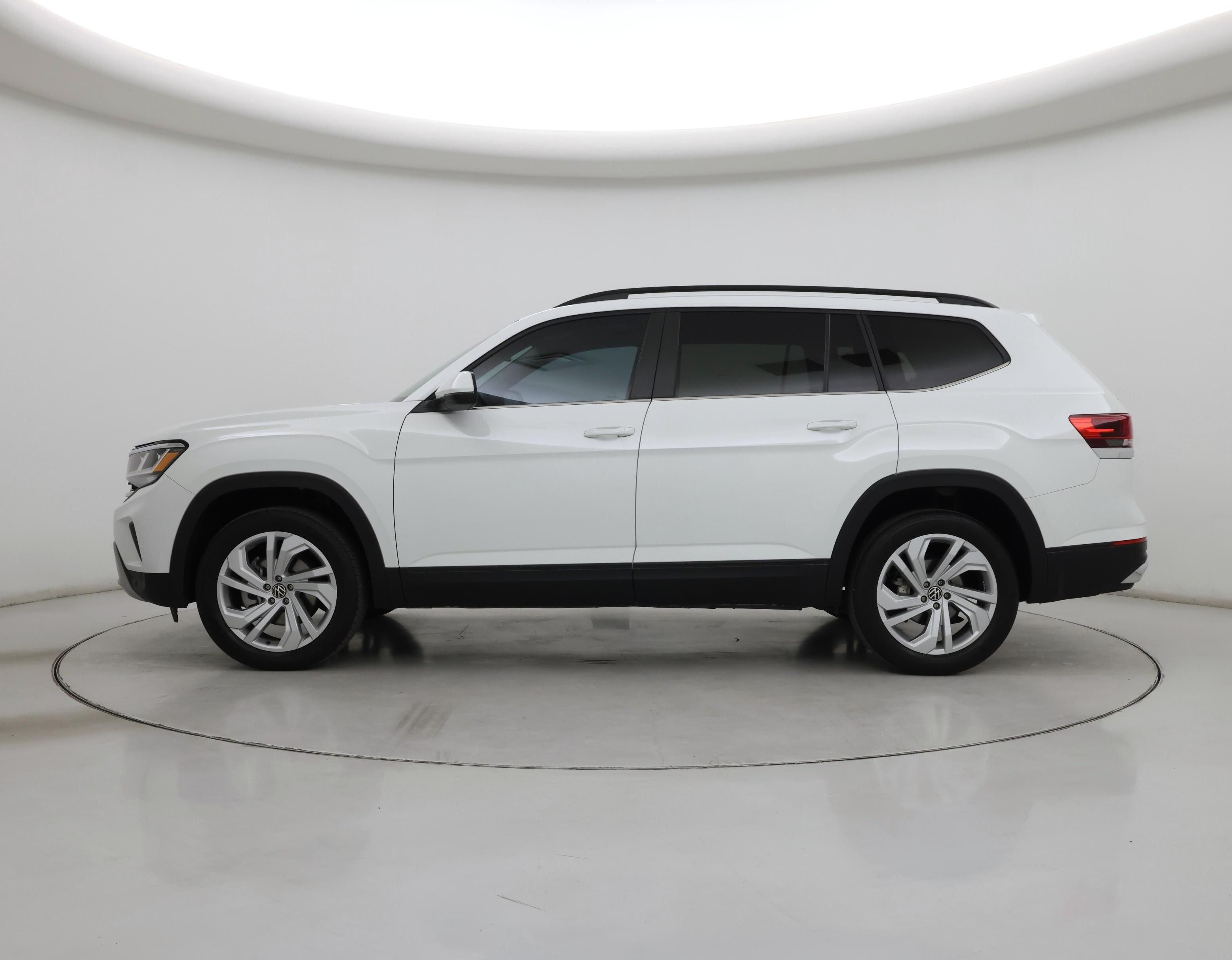 Thumbnail: 2022 Volkswagen Atlas - 3