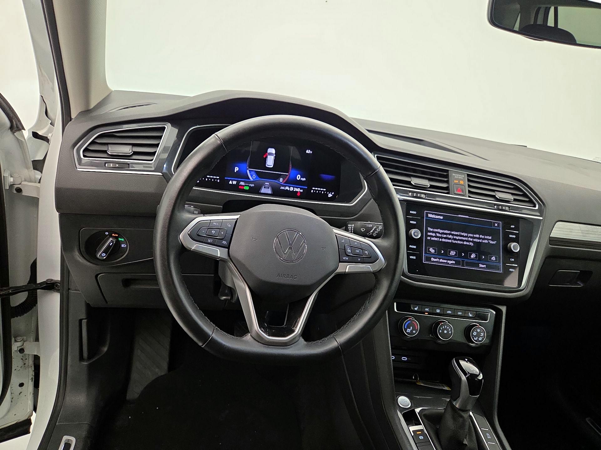 Thumbnail: 2024 Volkswagen Tiguan - 10