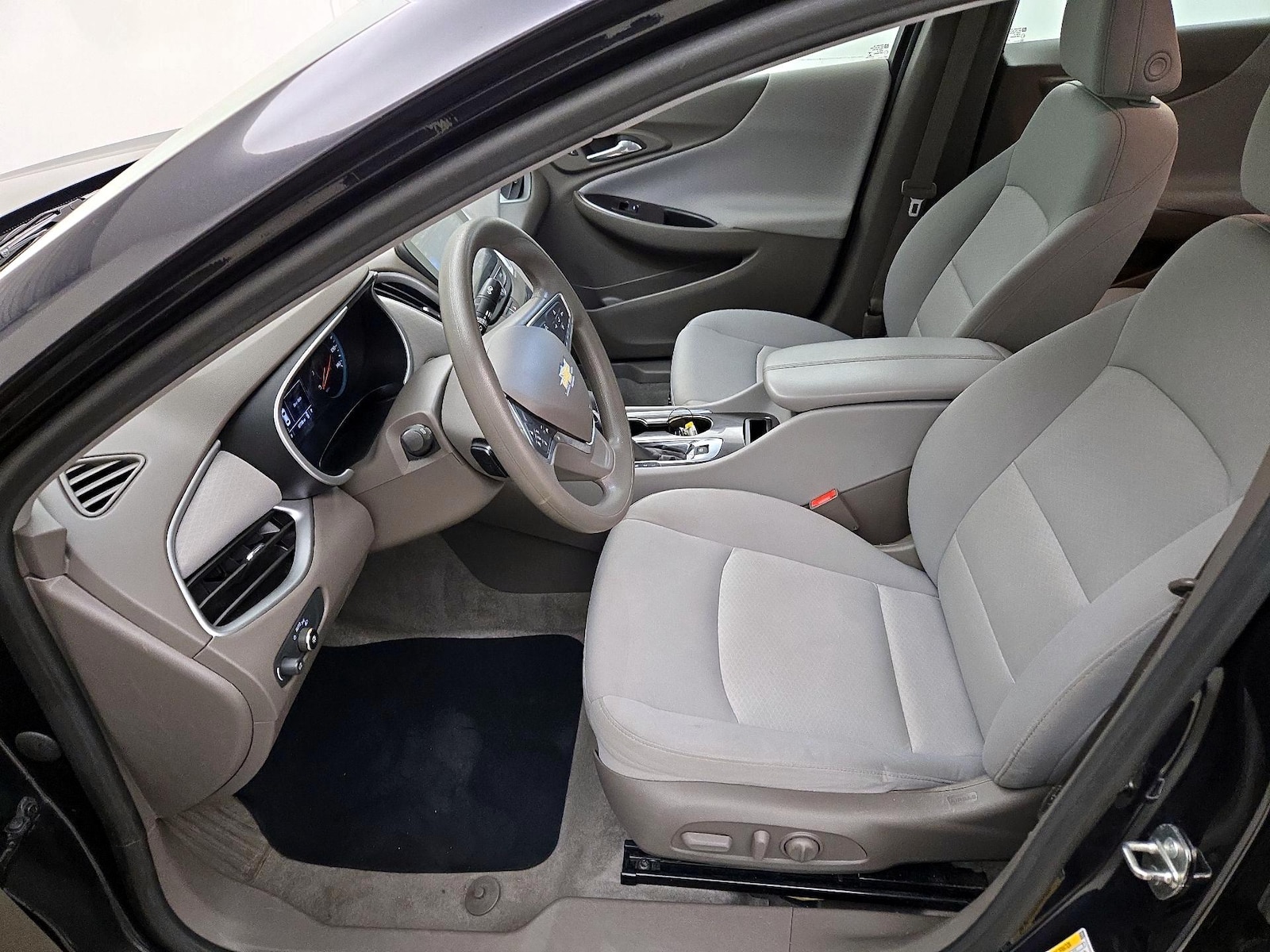 2023 Chevrolet Malibu 1LT - Photo 12