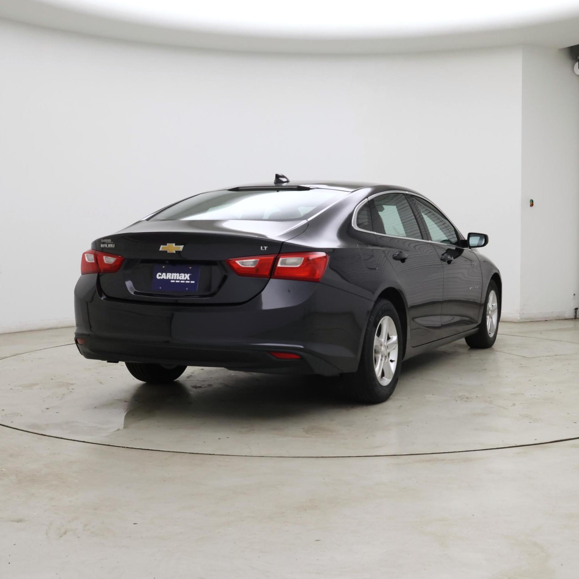 Thumbnail: 2023 Chevrolet Malibu - 8