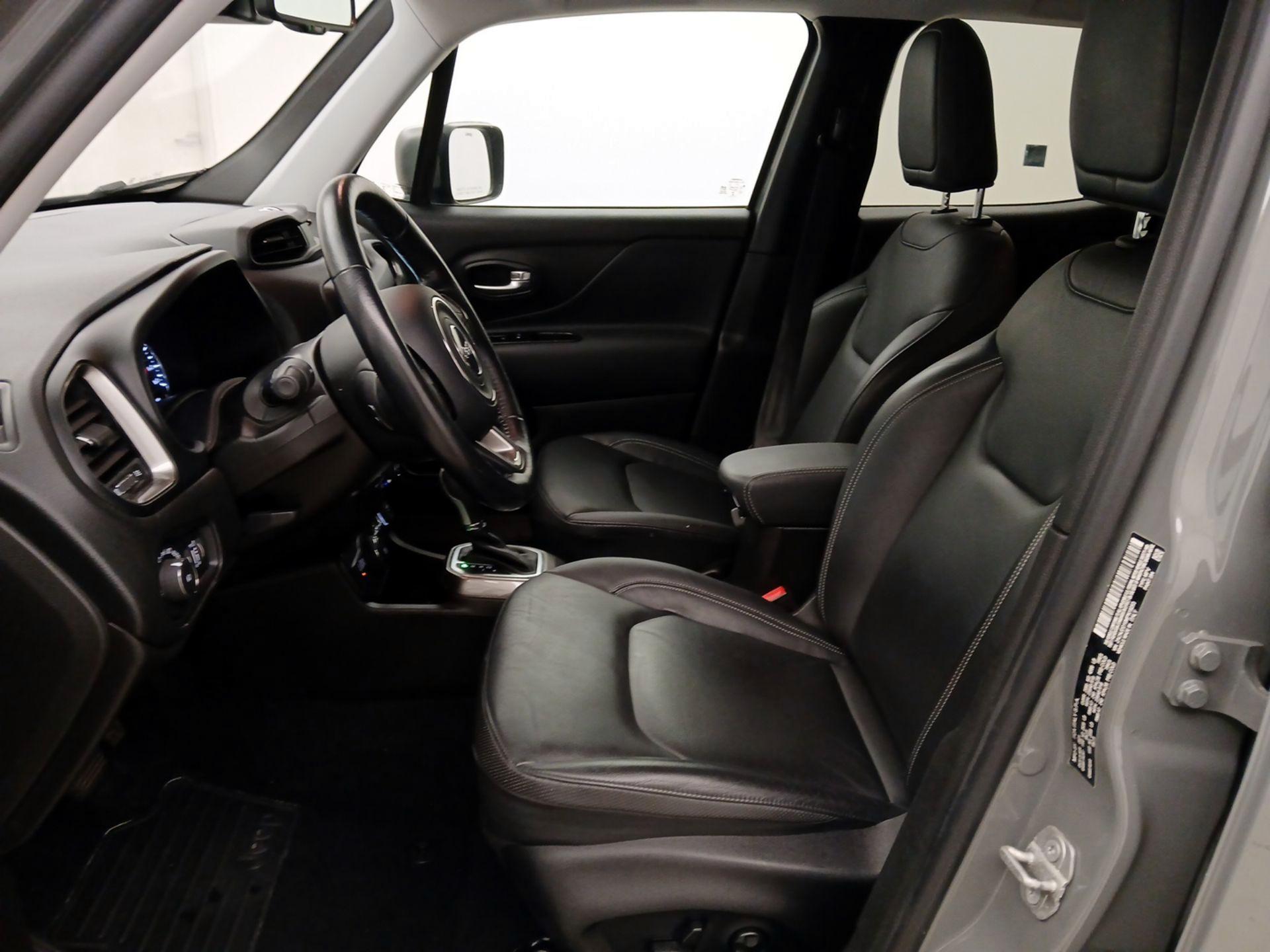 Thumbnail: 2021 Jeep Renegade - 11