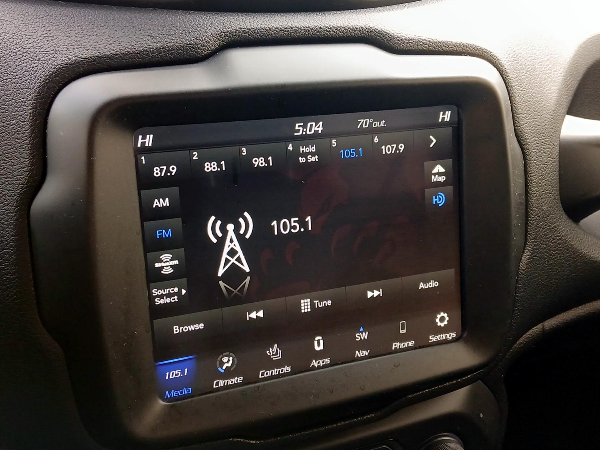 Thumbnail: 2021 Jeep Renegade - 16