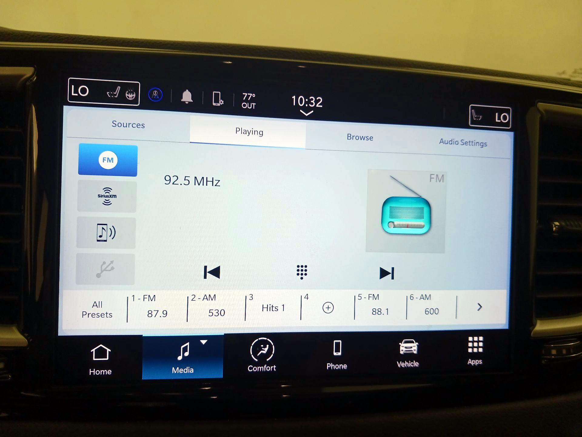 Thumbnail: 2022 Chrysler Pacifica - 15