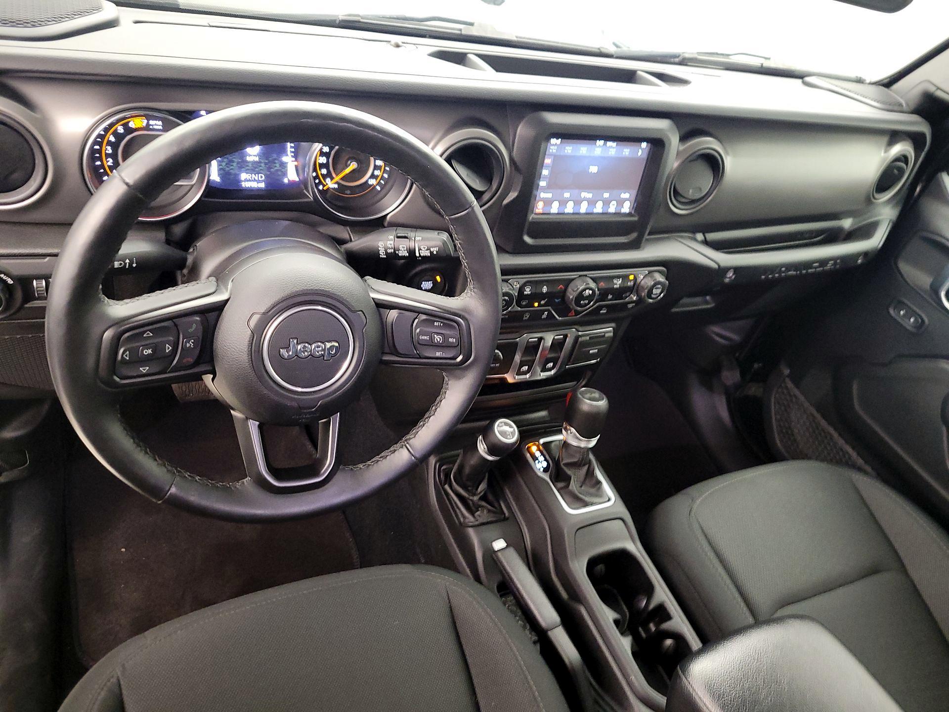 Thumbnail: 2022 Jeep Wrangler - 9