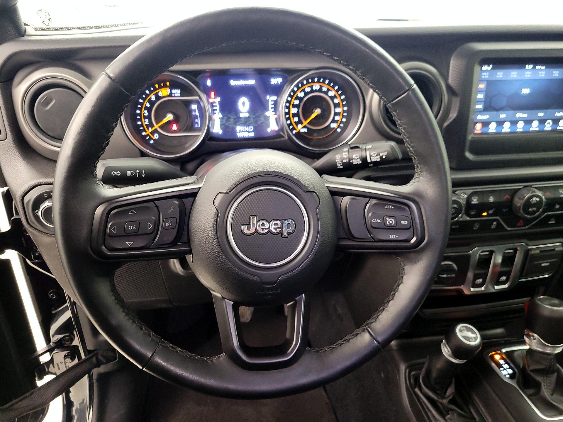 Thumbnail: 2022 Jeep Wrangler - 10