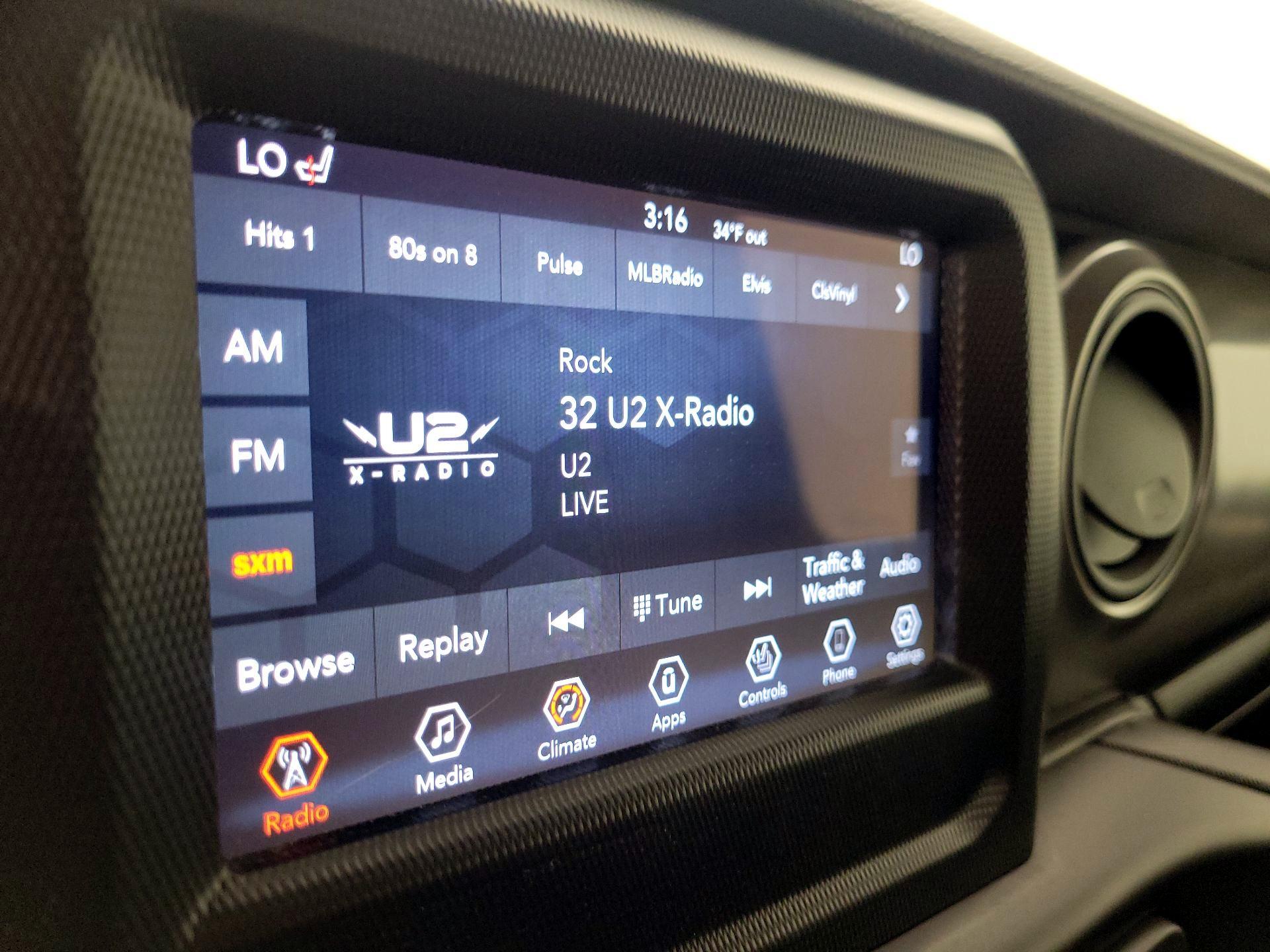 Thumbnail: 2022 Jeep Wrangler - 15