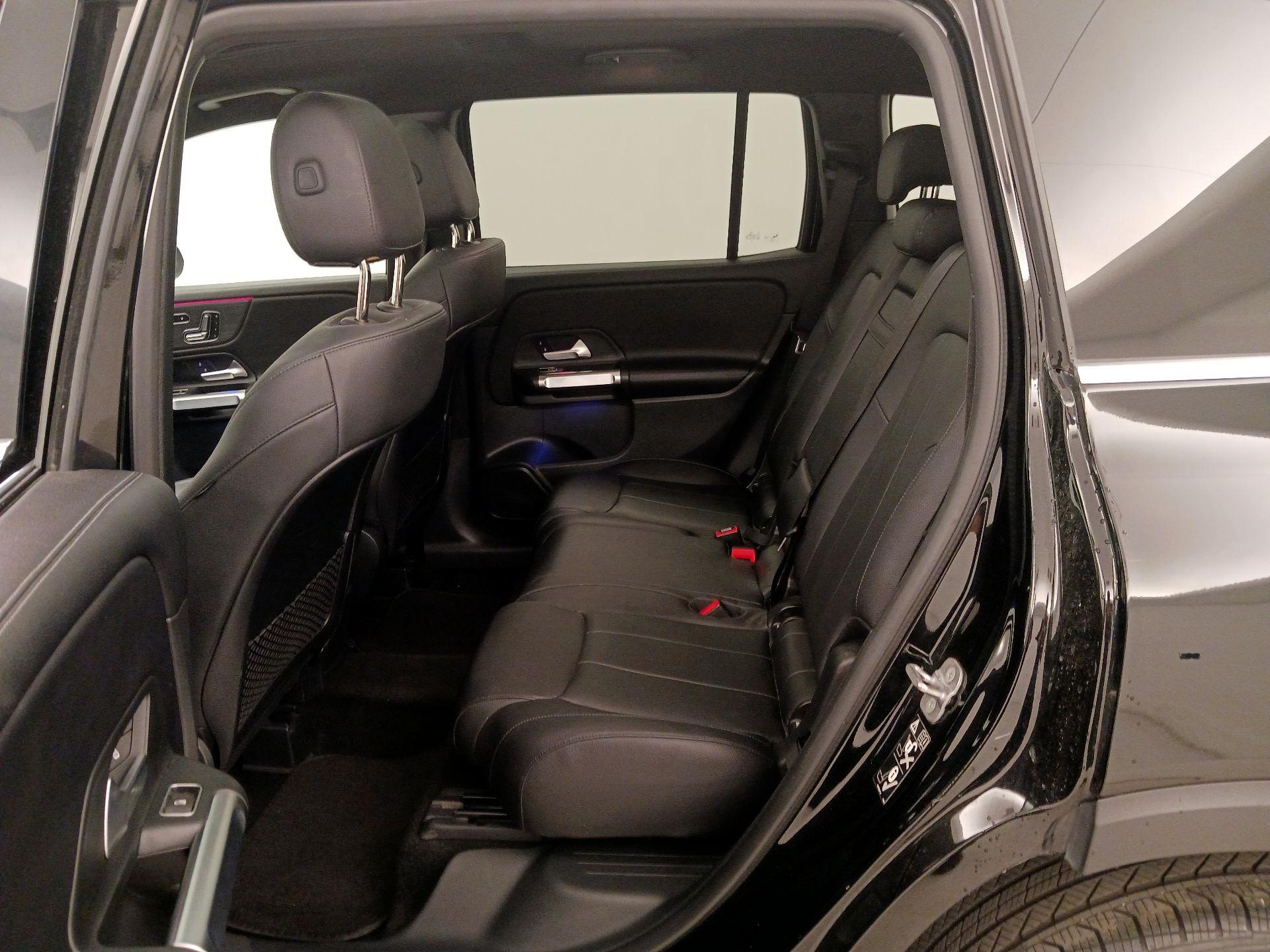 Thumbnail: 2023 Mercedes-Benz GLB - 19