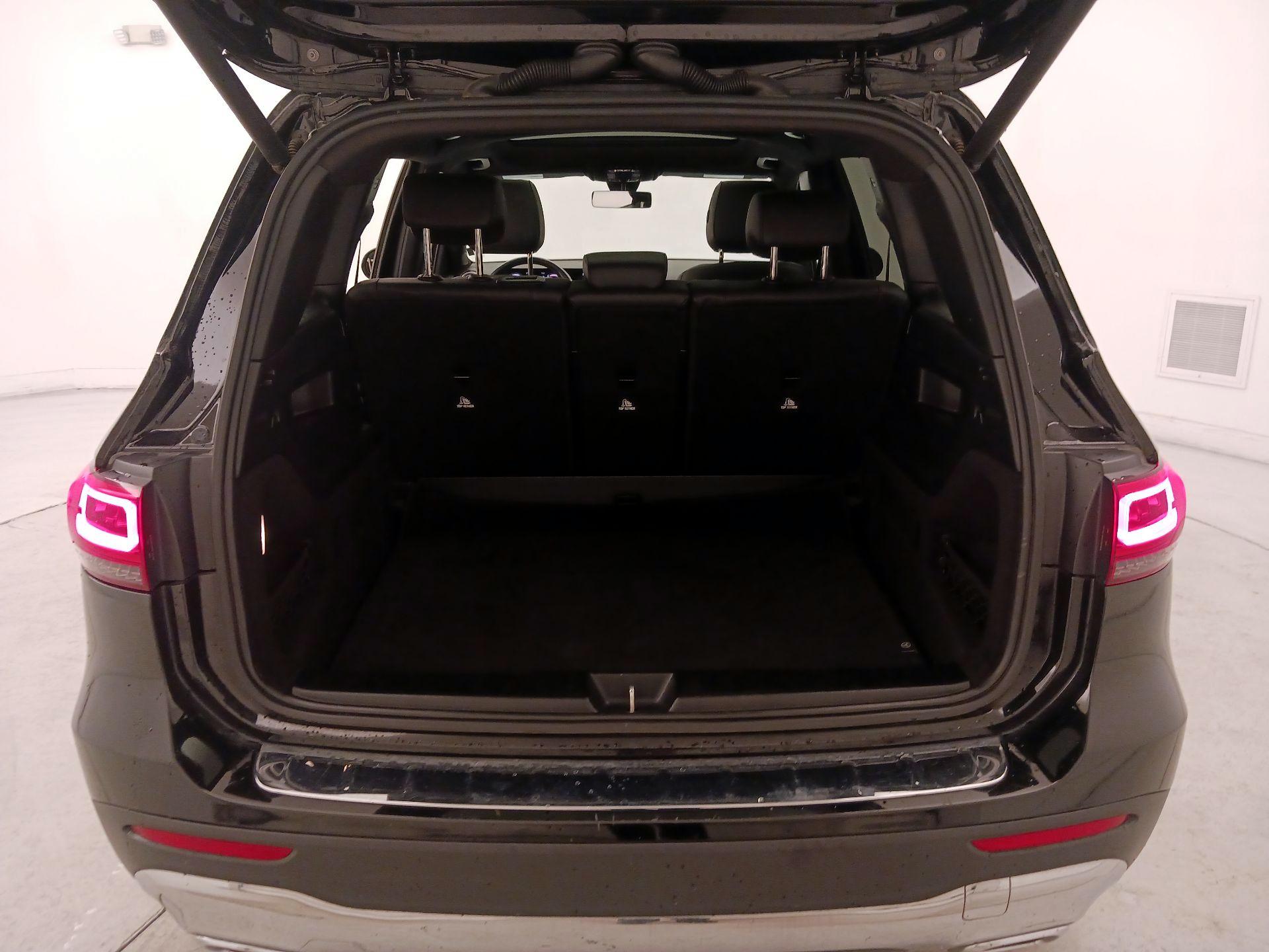 Thumbnail: 2023 Mercedes-Benz GLB - 20