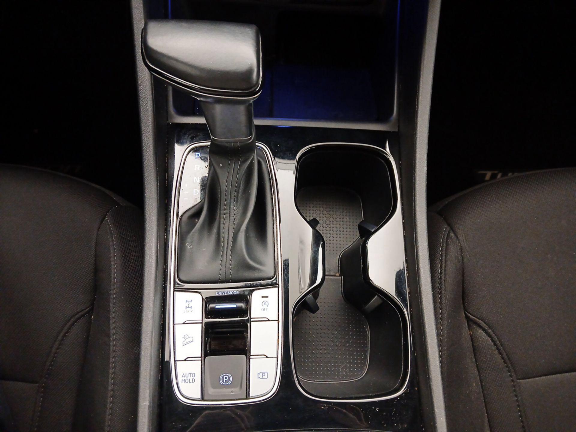 Thumbnail: 2022 Hyundai Tucson - 17