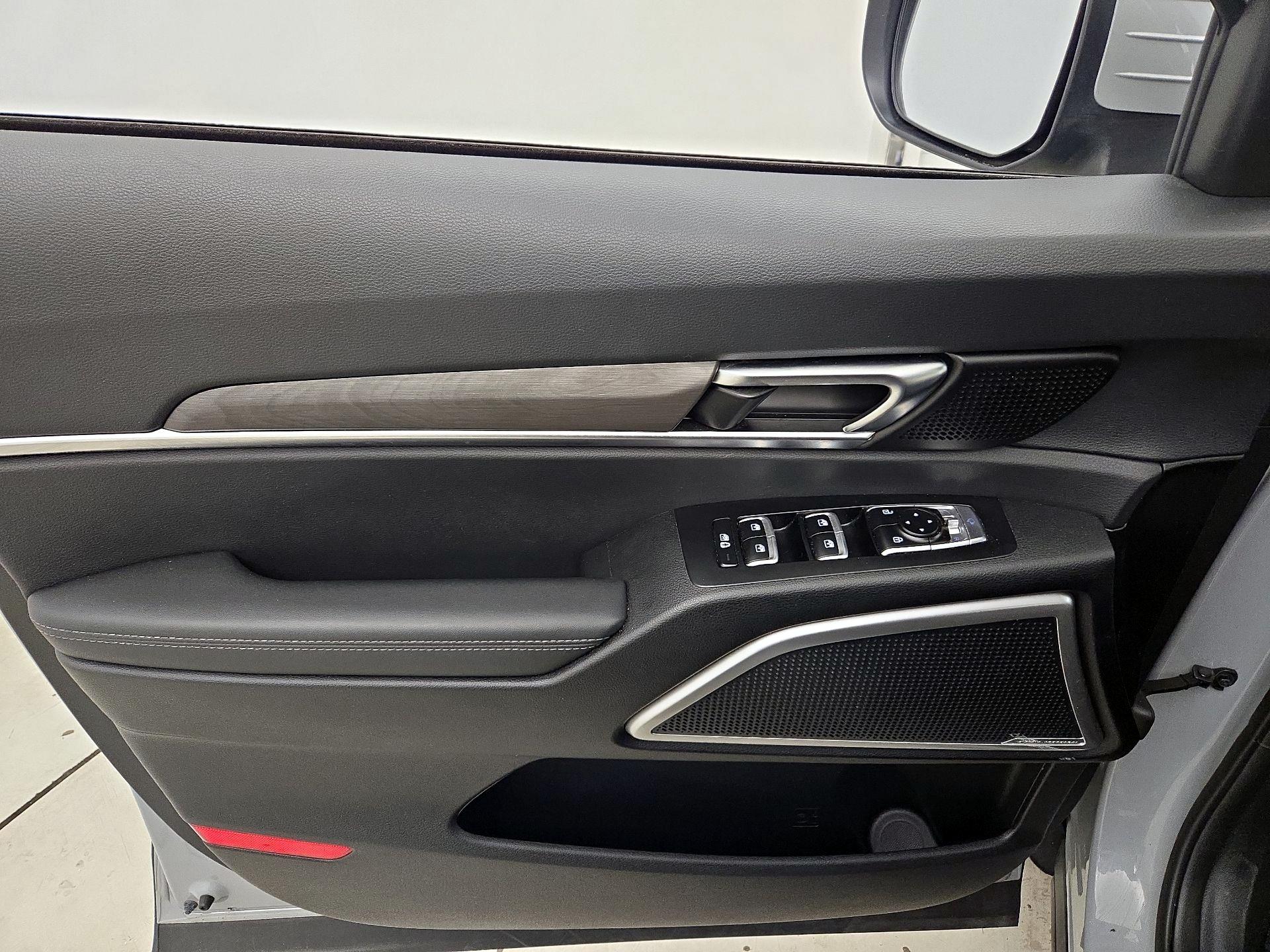 Thumbnail: 2023 Kia Telluride - 12