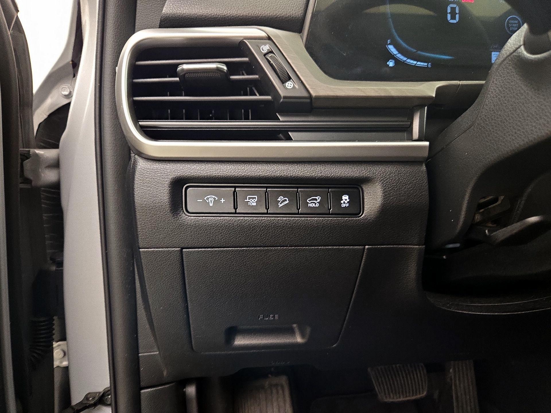 Thumbnail: 2023 Kia Telluride - 13