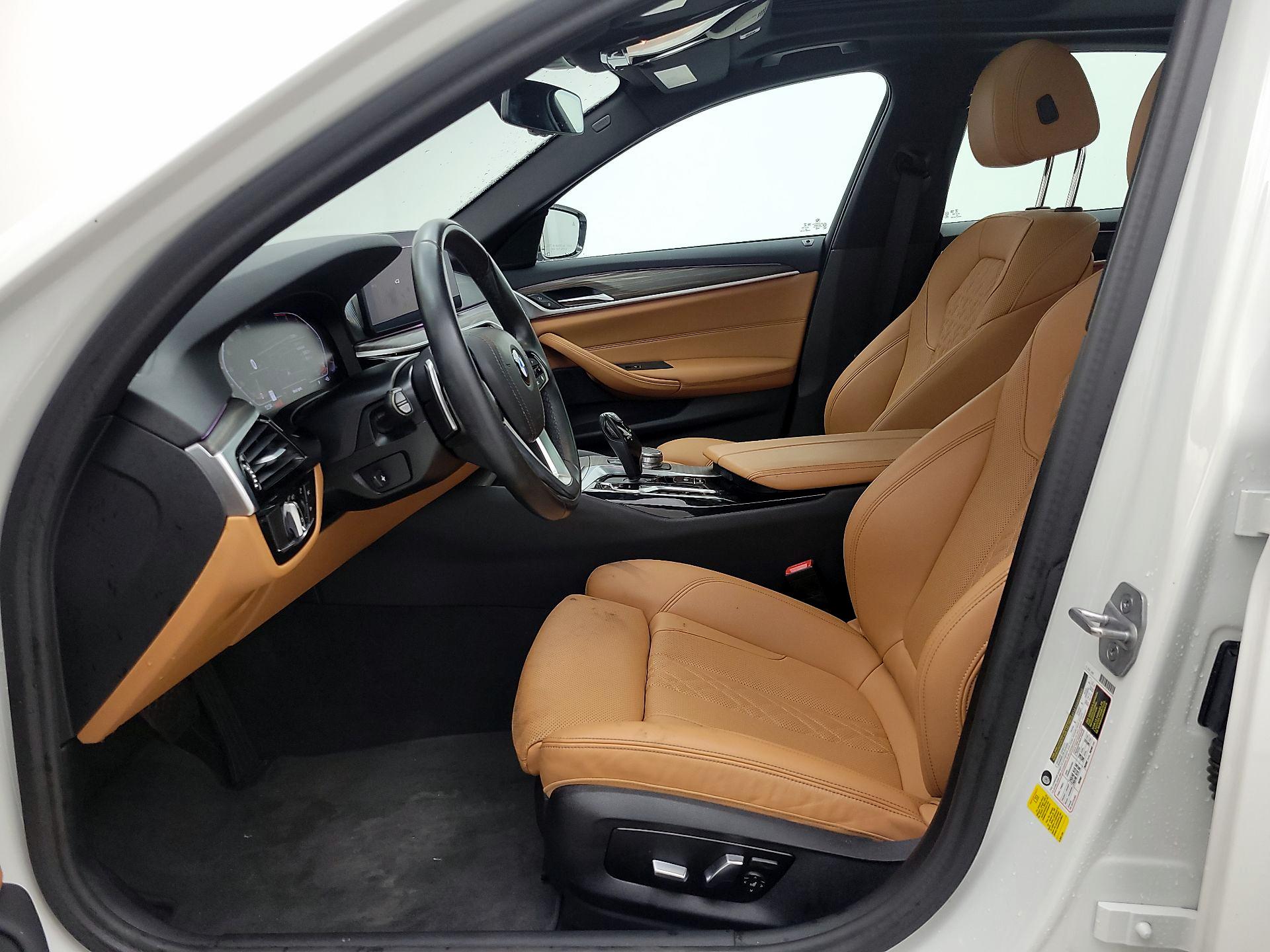 Thumbnail: 2023 BMW 5 Series - 11