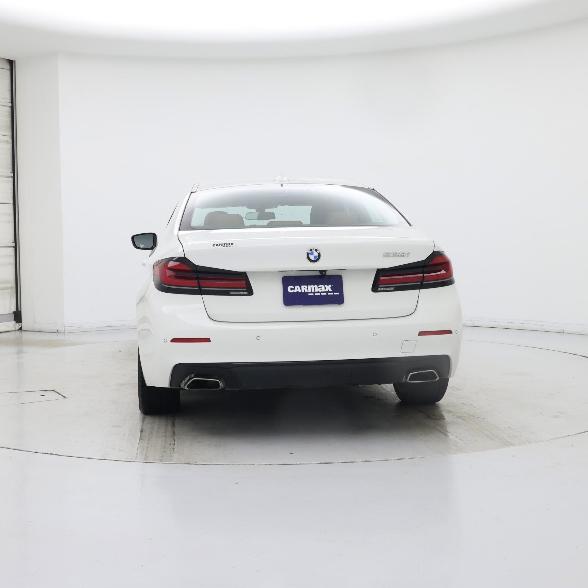 Thumbnail: 2023 BMW 5 Series - 6