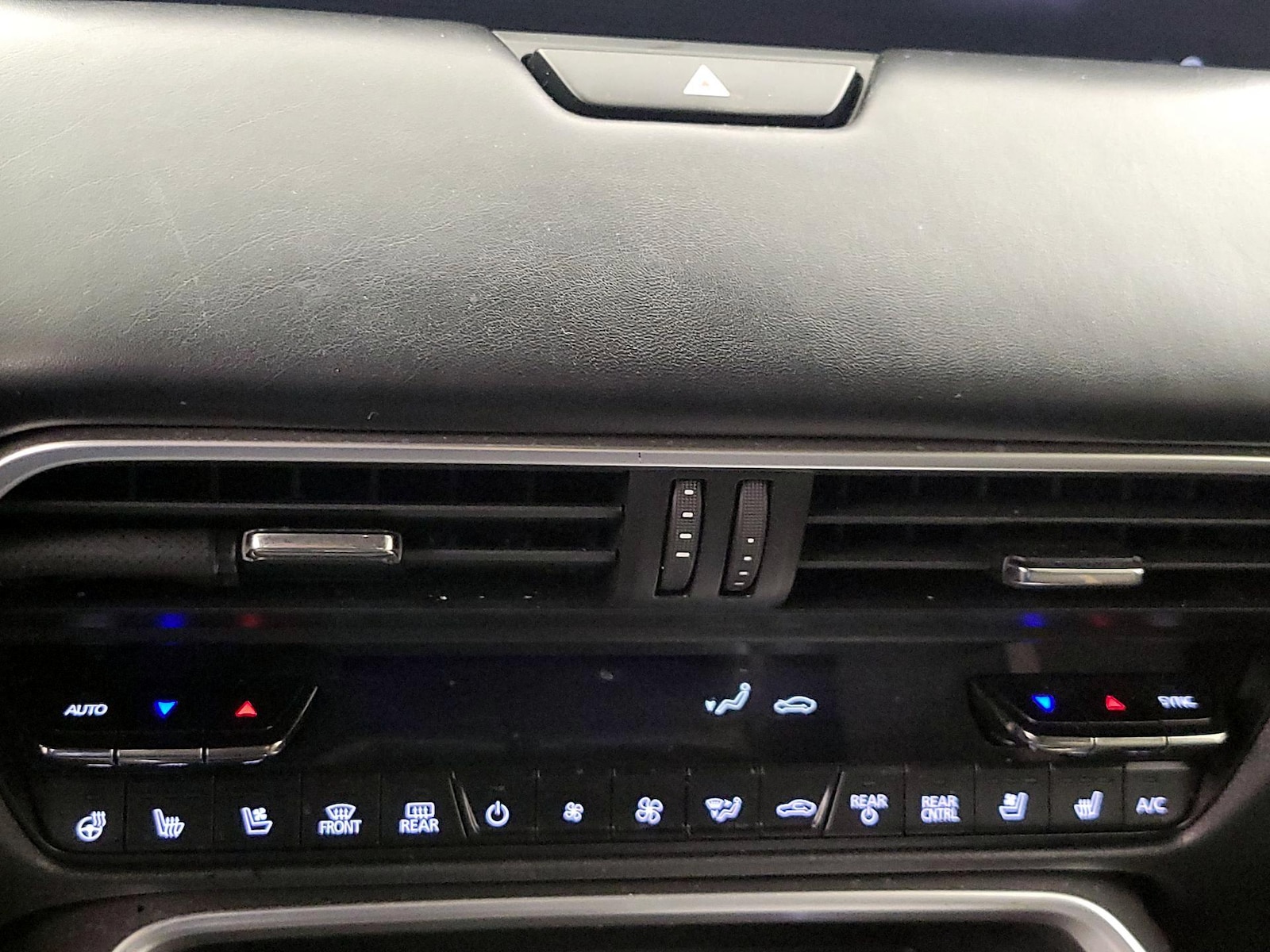 2024 Mazda CX-90 Premium Plus Package - Photo 18