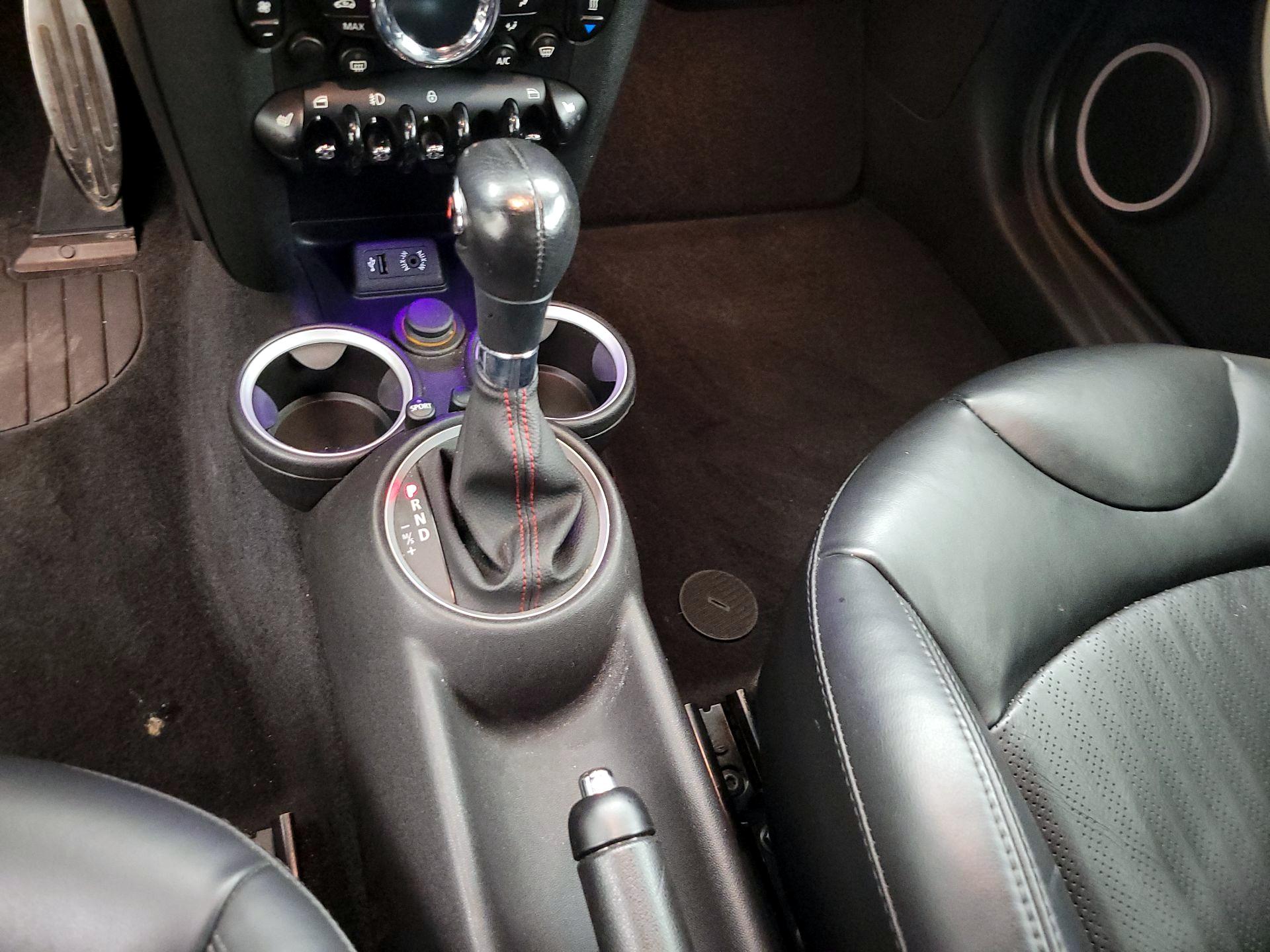 Thumbnail: 2015 MINI Cooper Roadster - 15