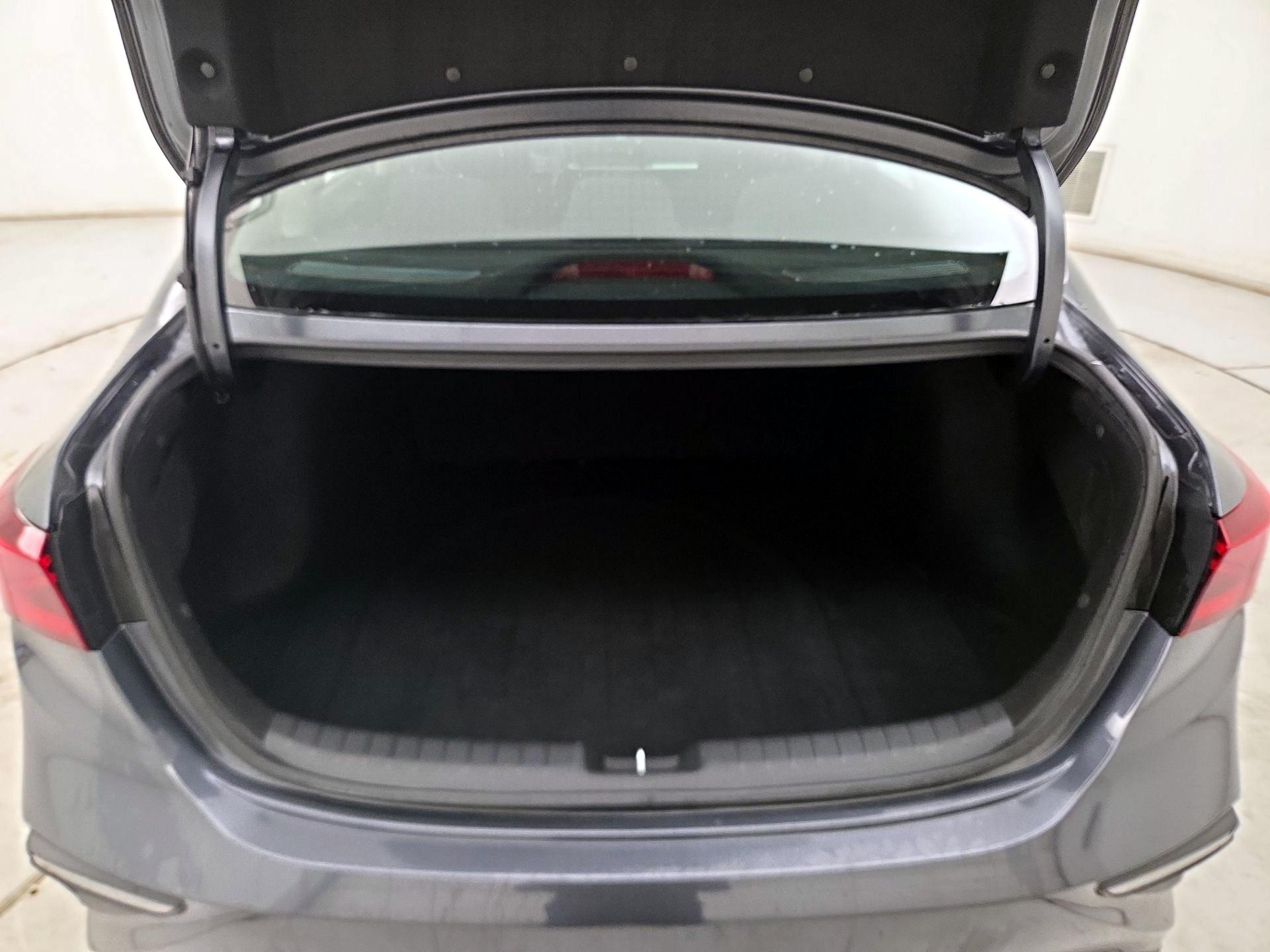 Thumbnail: 2021 Kia Forte - 18