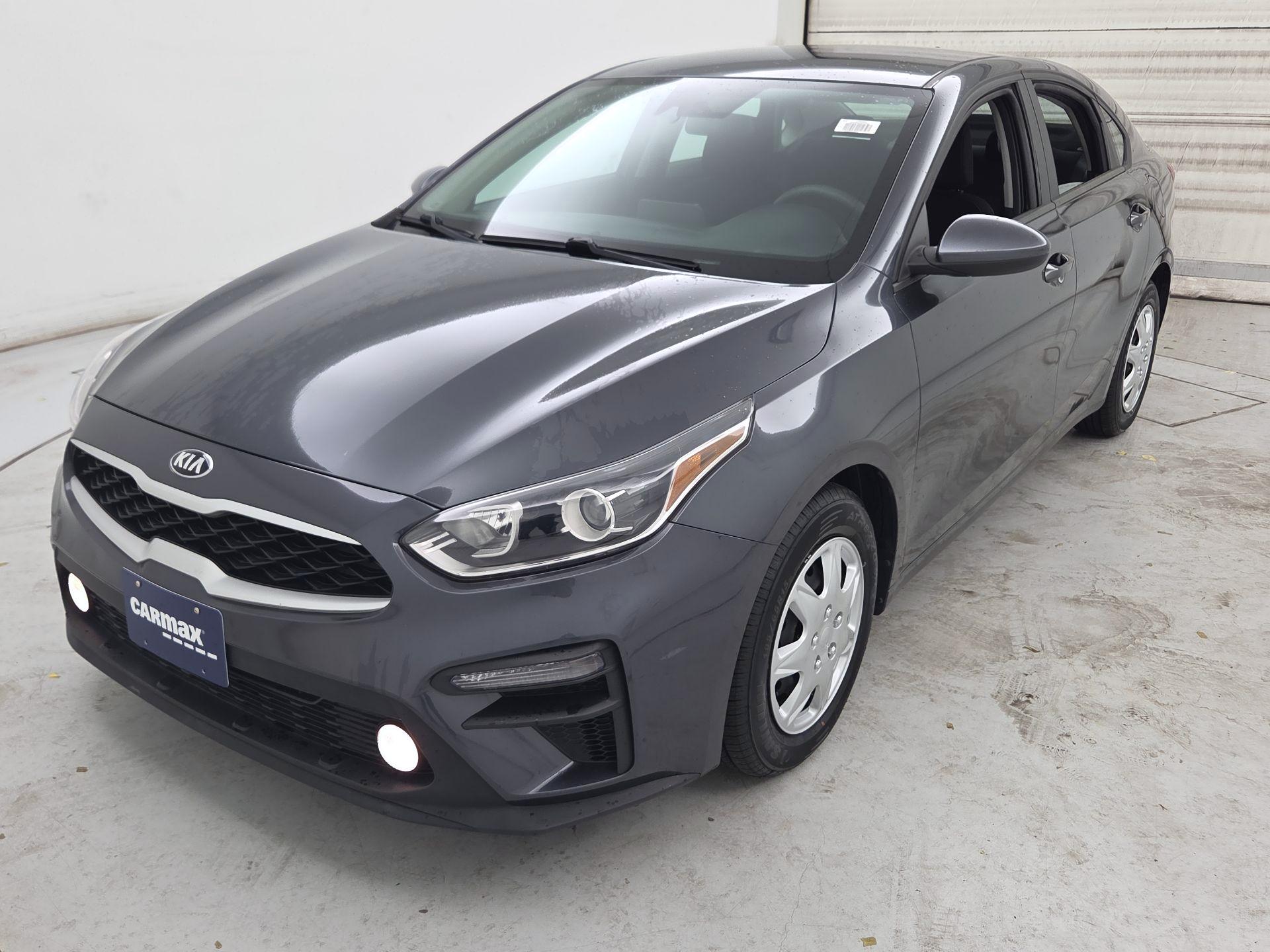 Thumbnail: 2021 Kia Forte - 3