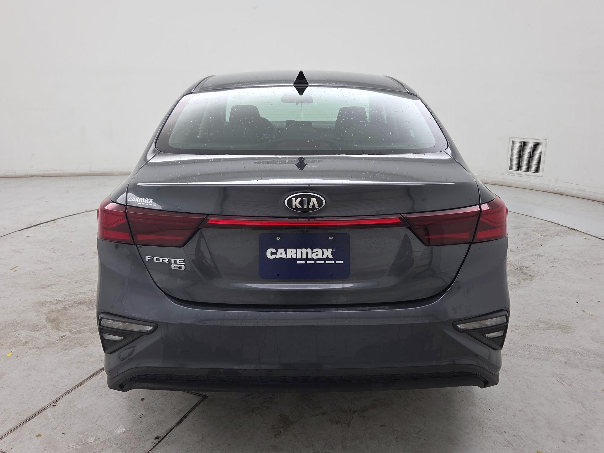 Thumbnail: 2021 Kia Forte - 6