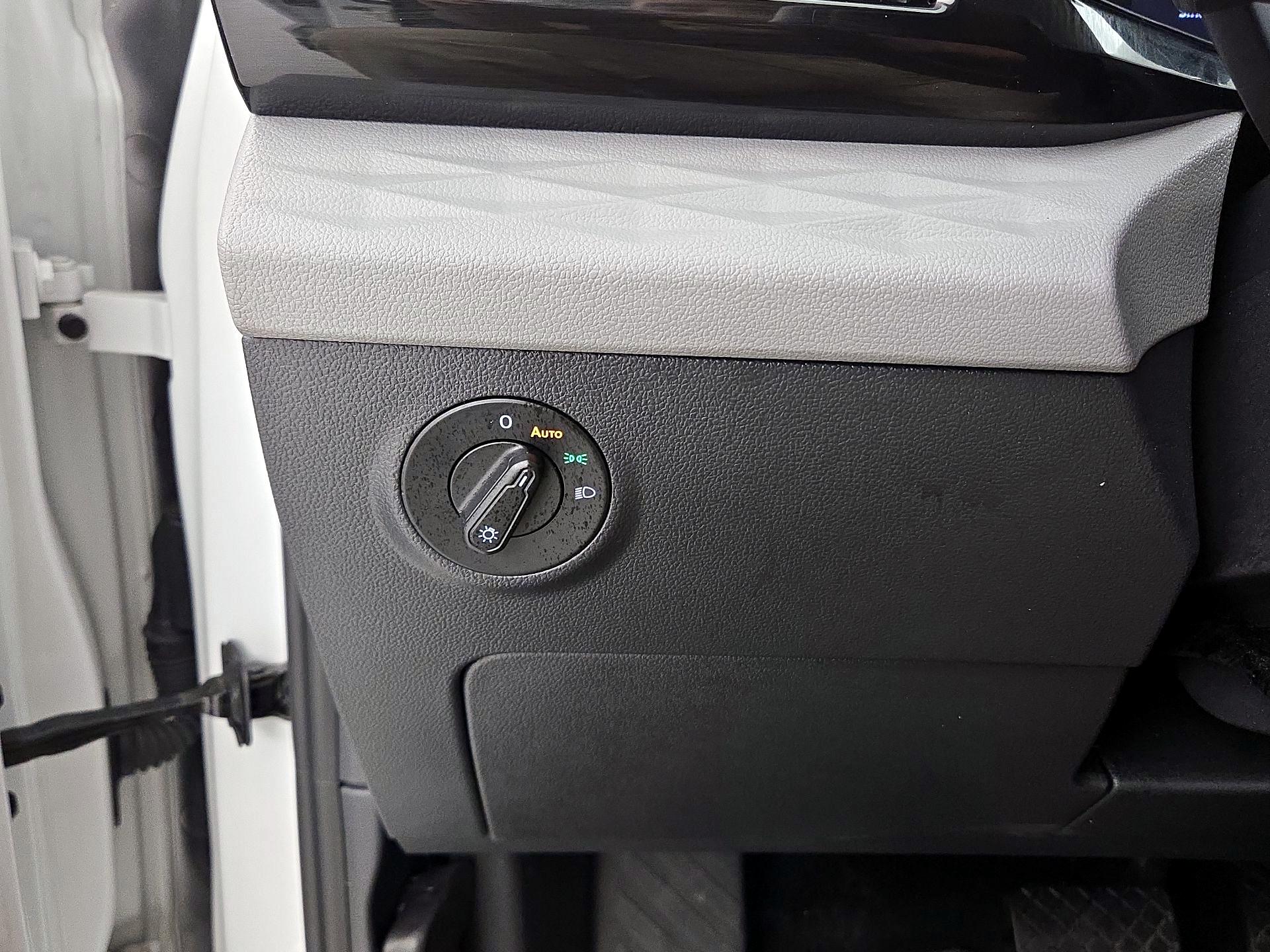 Thumbnail: 2024 Volkswagen Taos - 13