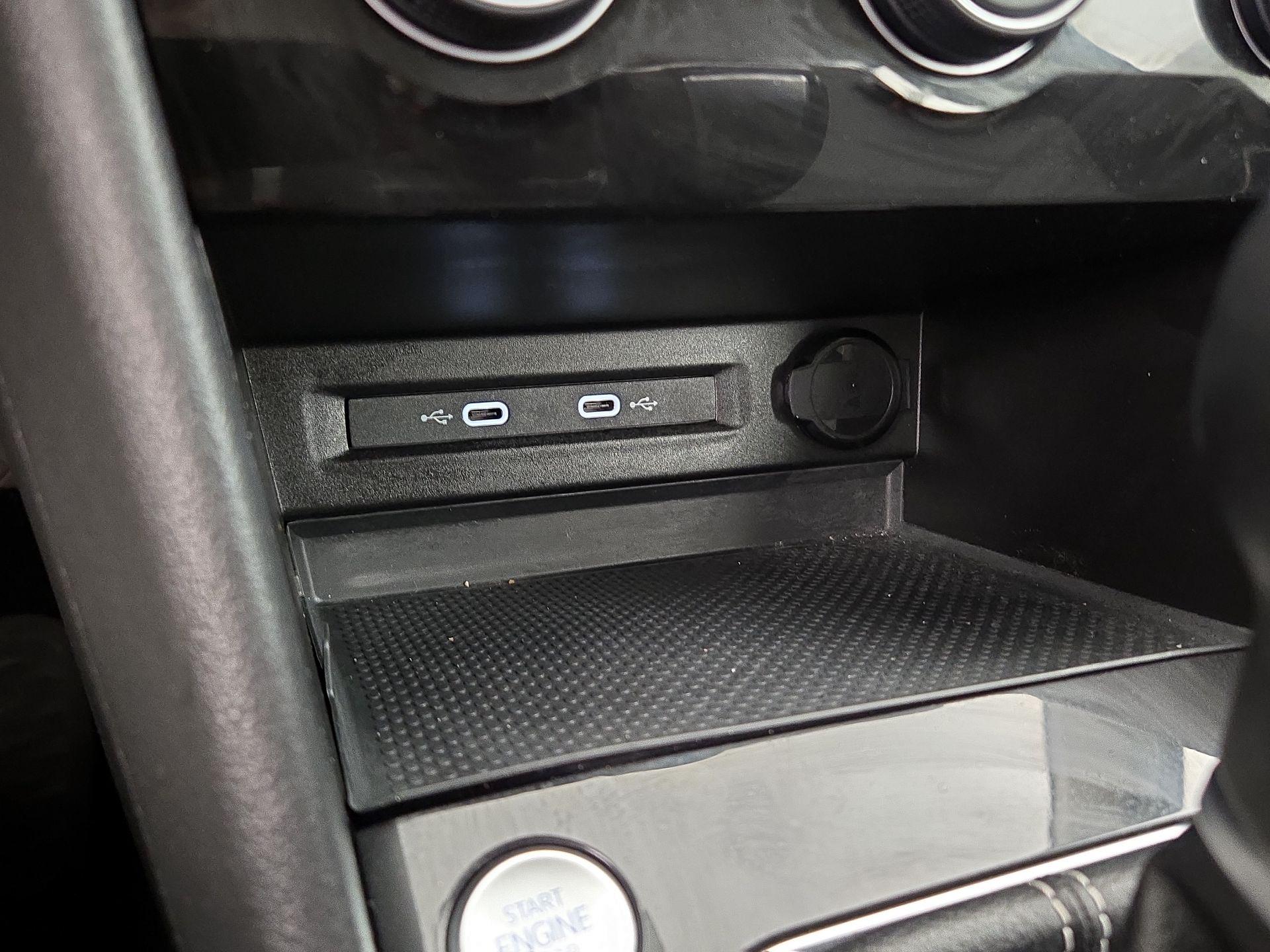 Thumbnail: 2024 Volkswagen Taos - 18