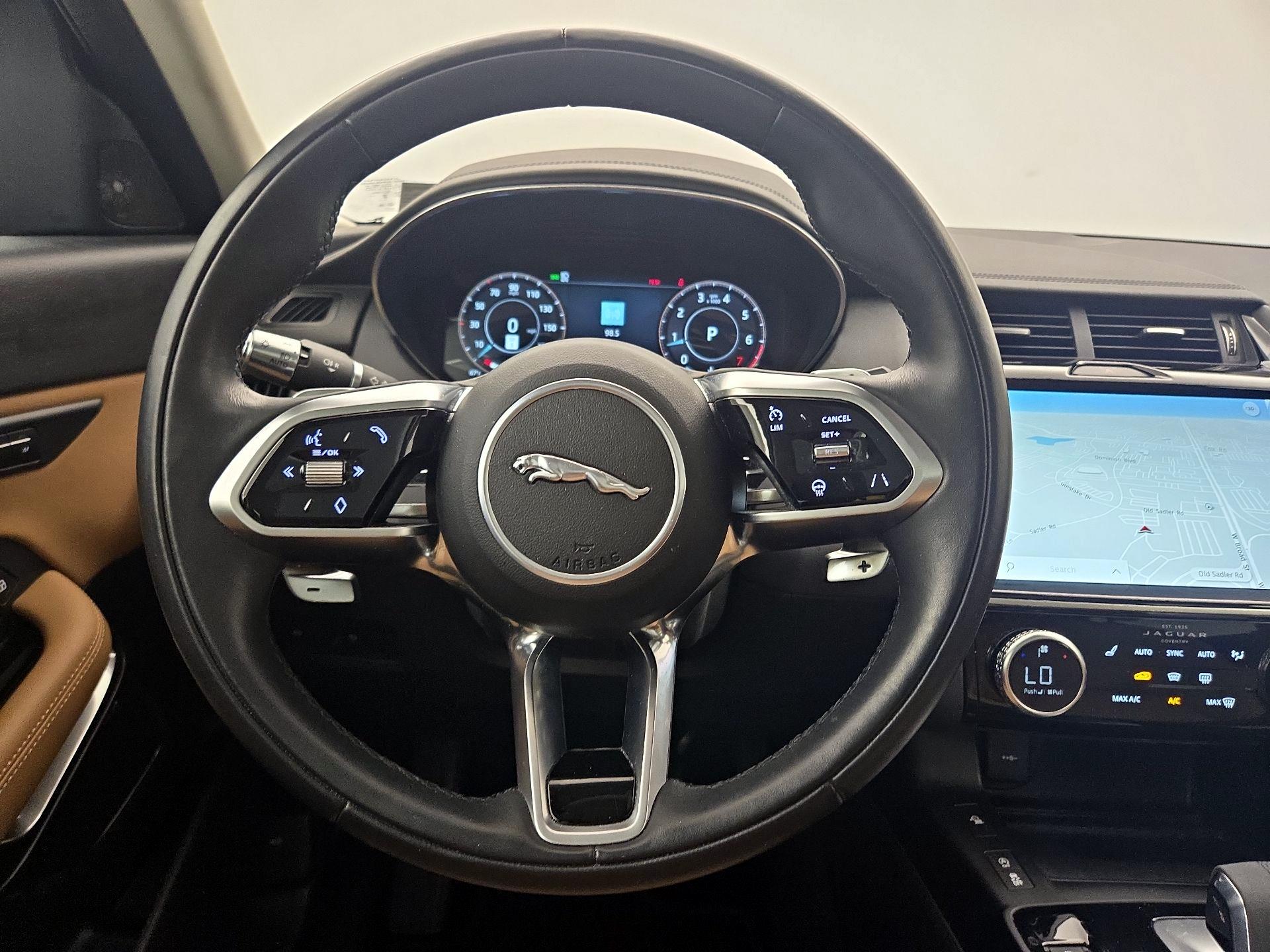 Thumbnail: 2022 Jaguar E-Pace - 10