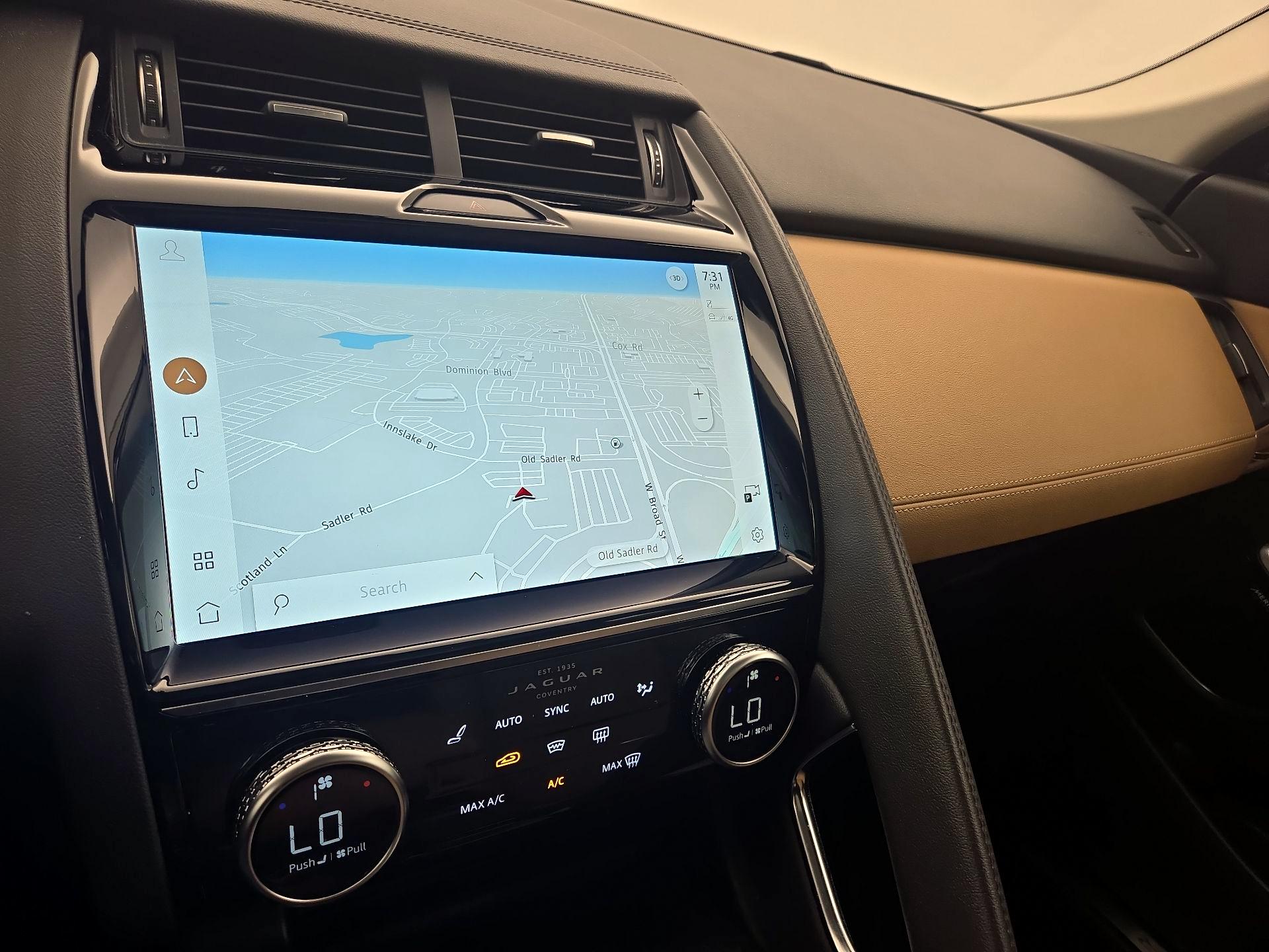 Thumbnail: 2022 Jaguar E-Pace - 14