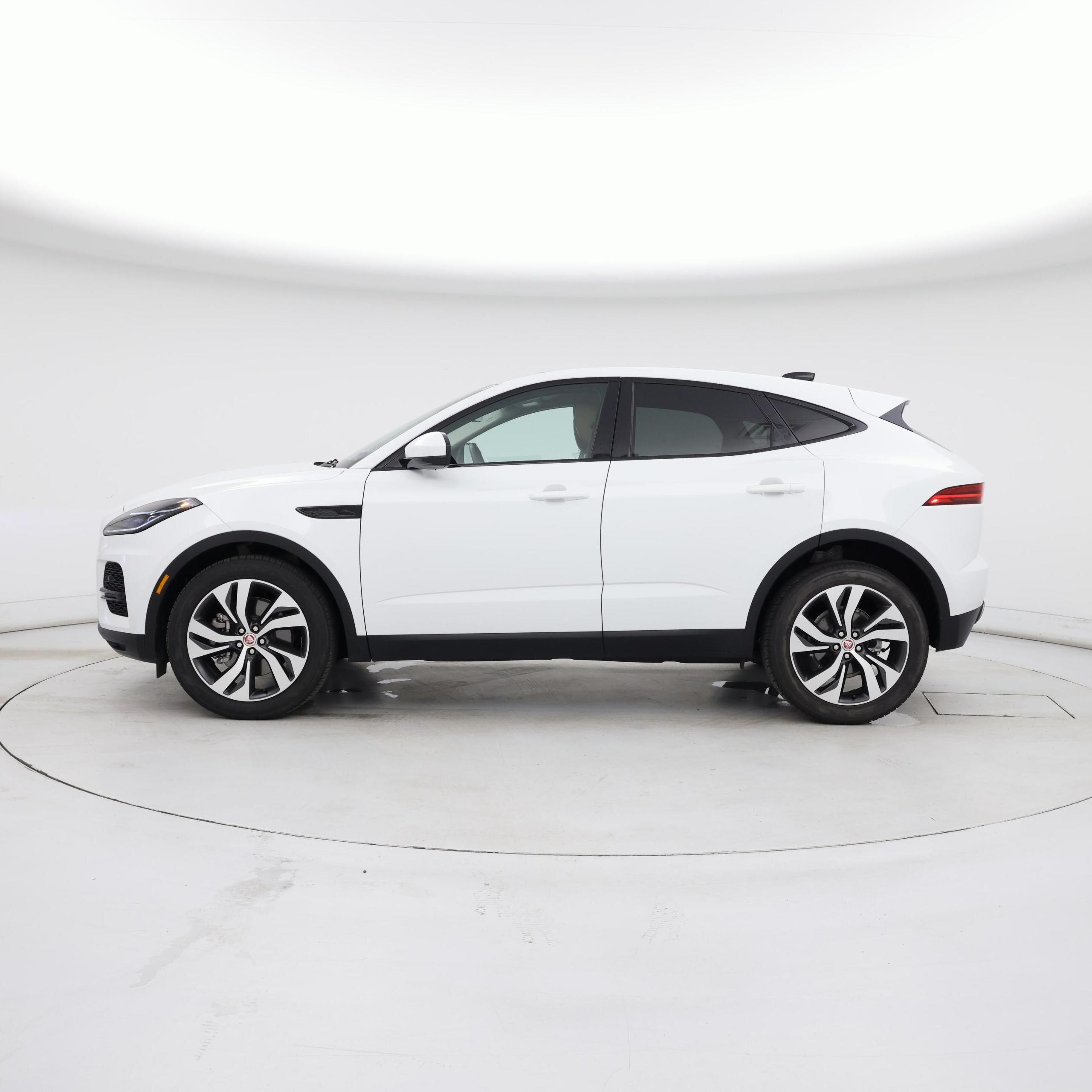 Thumbnail: 2022 Jaguar E-Pace - 3