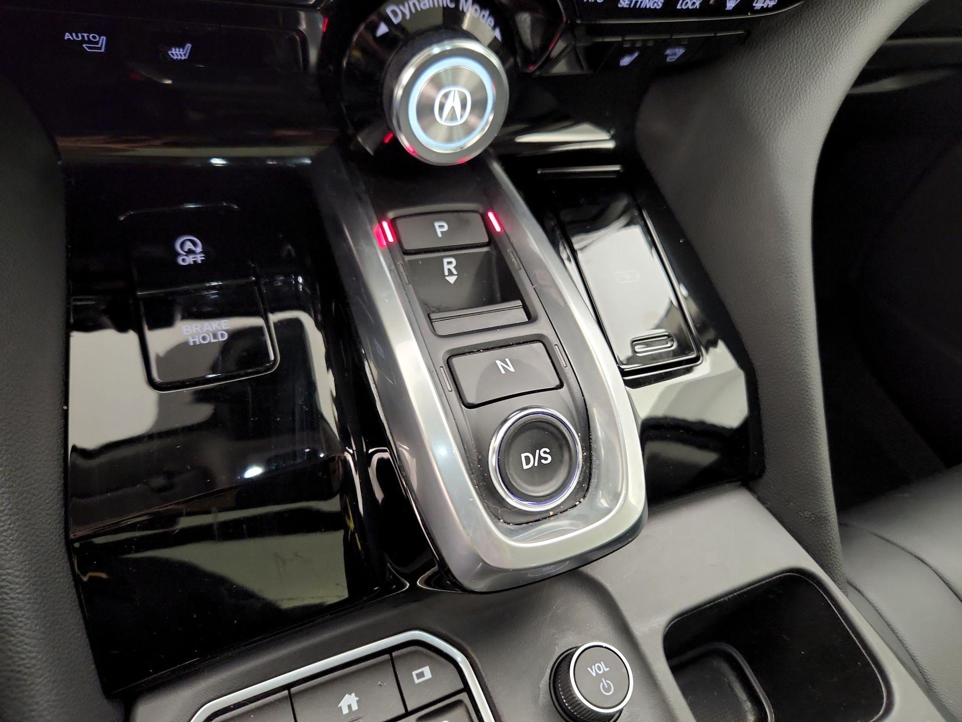 Thumbnail: 2023 Acura MDX - 17