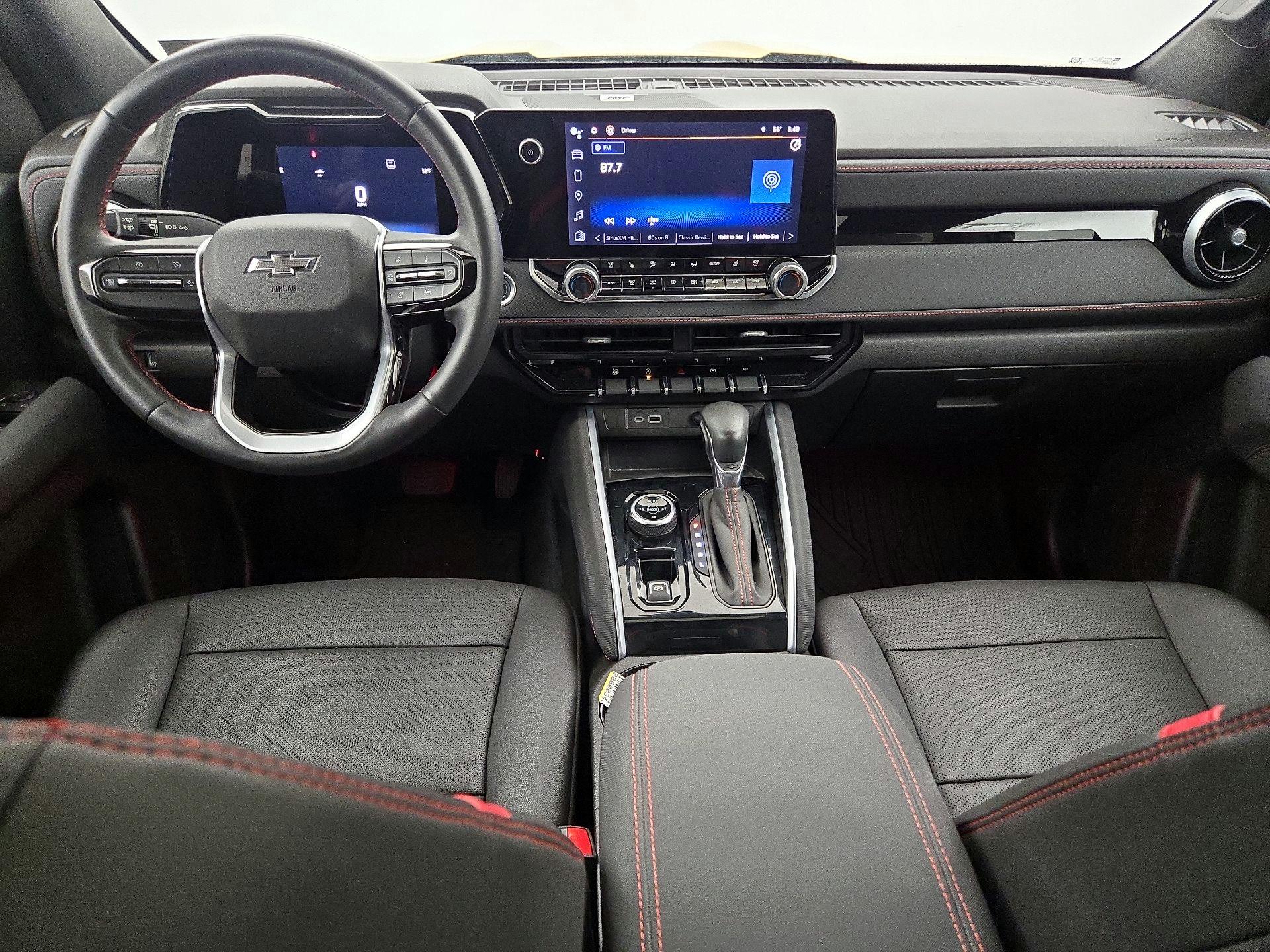 Thumbnail: 2023 Chevrolet Colorado - 9