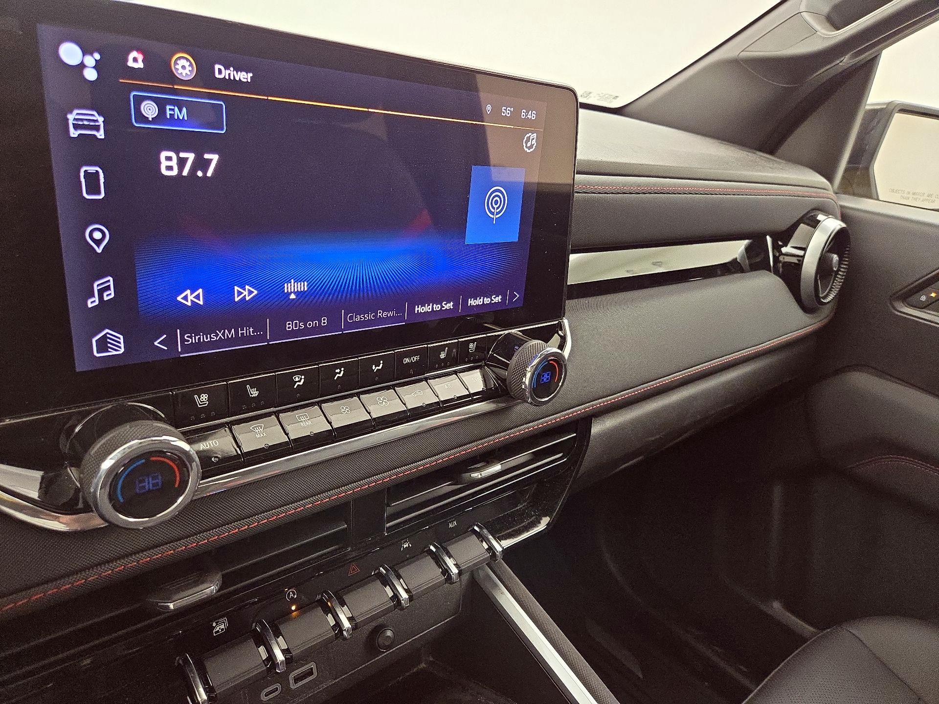 Thumbnail: 2023 Chevrolet Colorado - 15