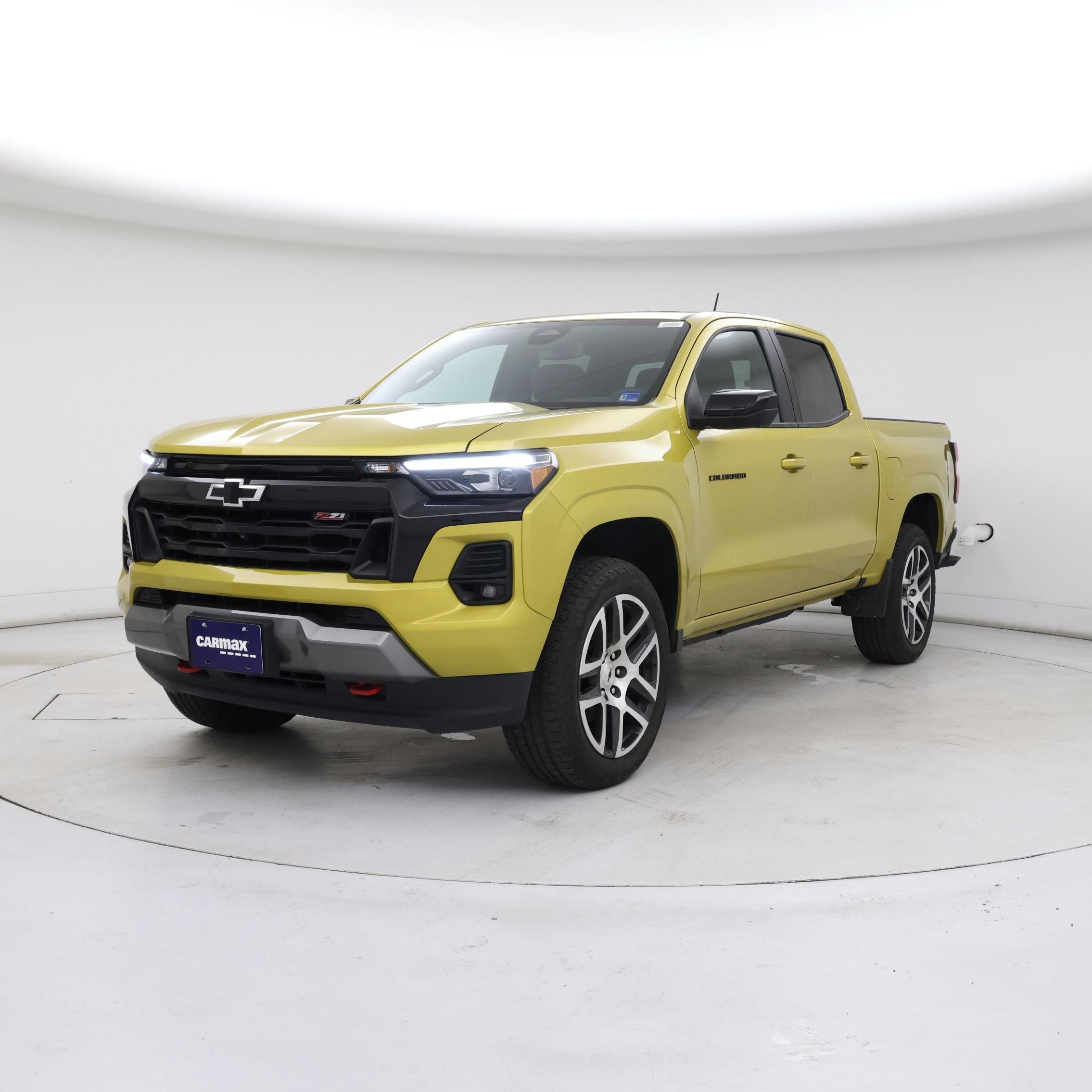 Thumbnail: 2023 Chevrolet Colorado - 4