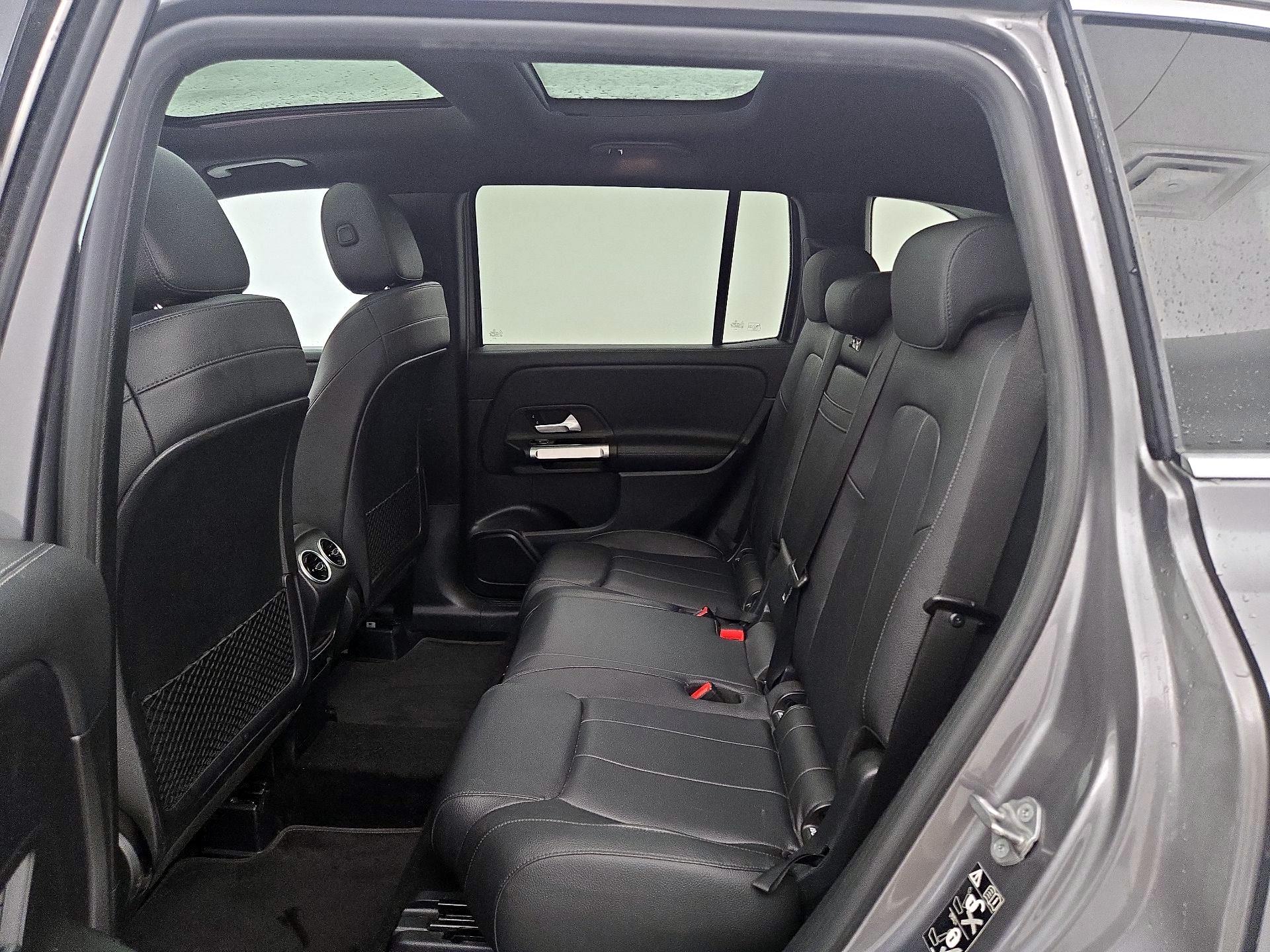 Thumbnail: 2021 Mercedes-Benz GLB - 20