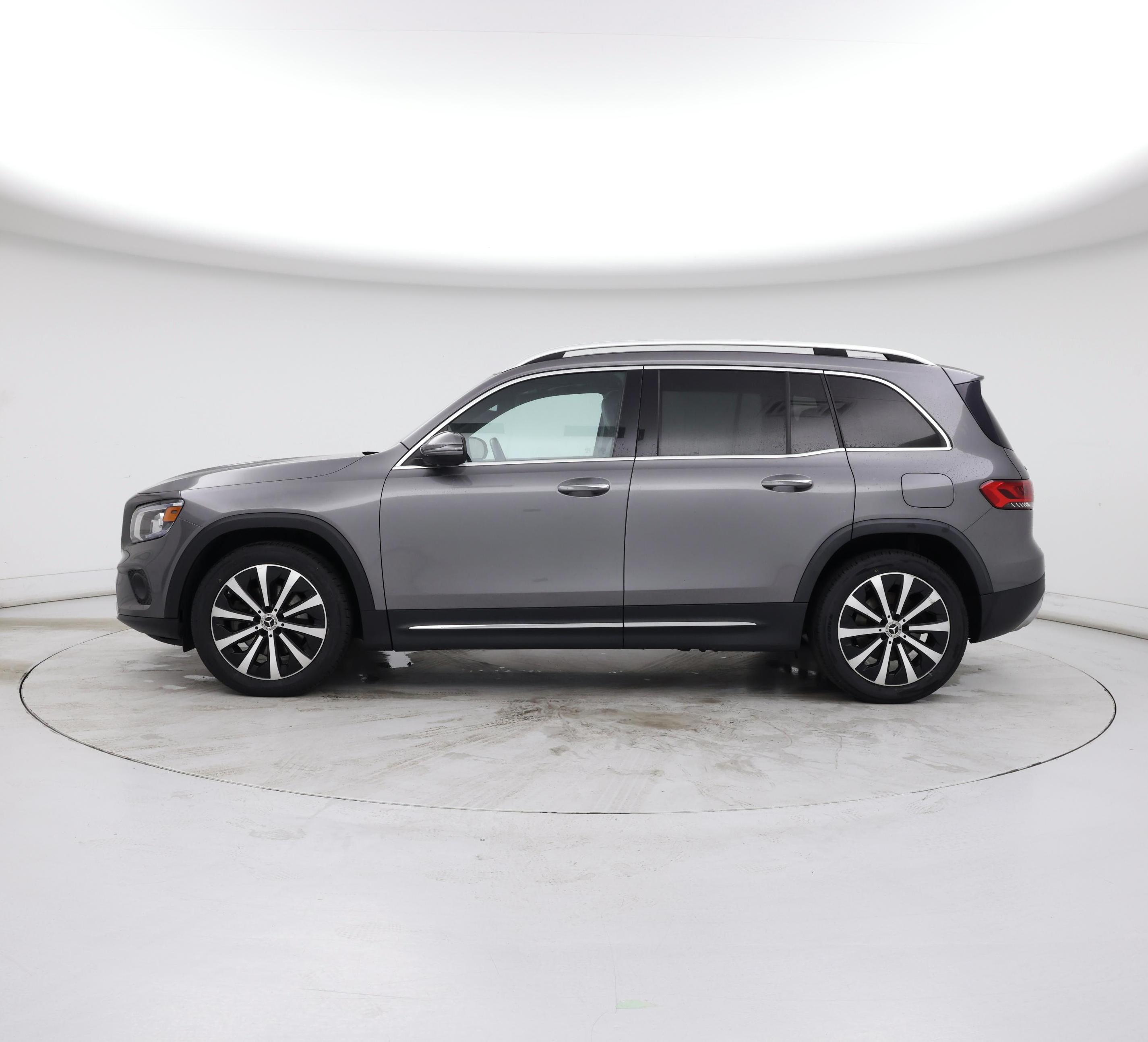 Thumbnail: 2021 Mercedes-Benz GLB - 3