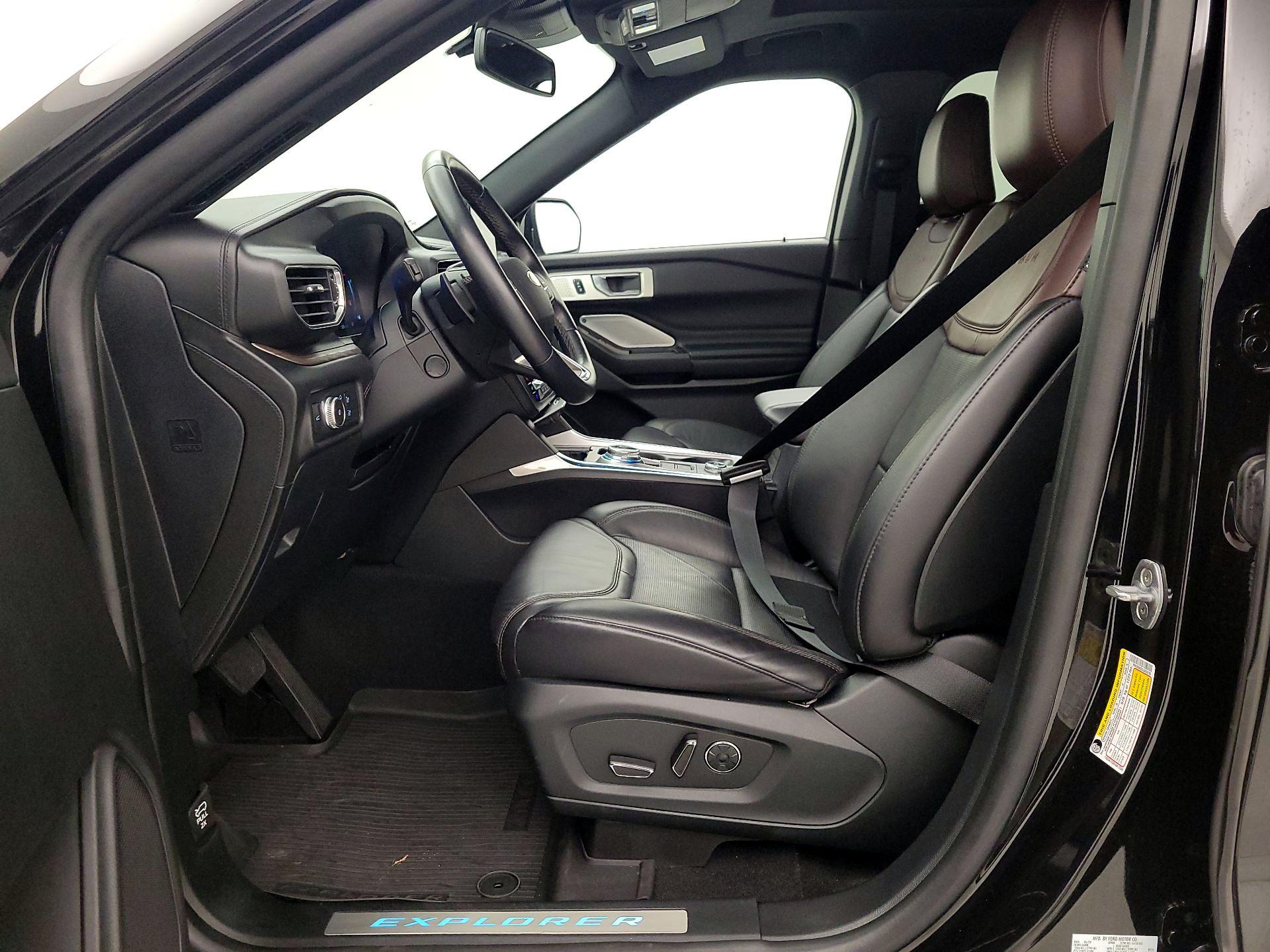 Thumbnail: 2020 Ford Explorer - 11