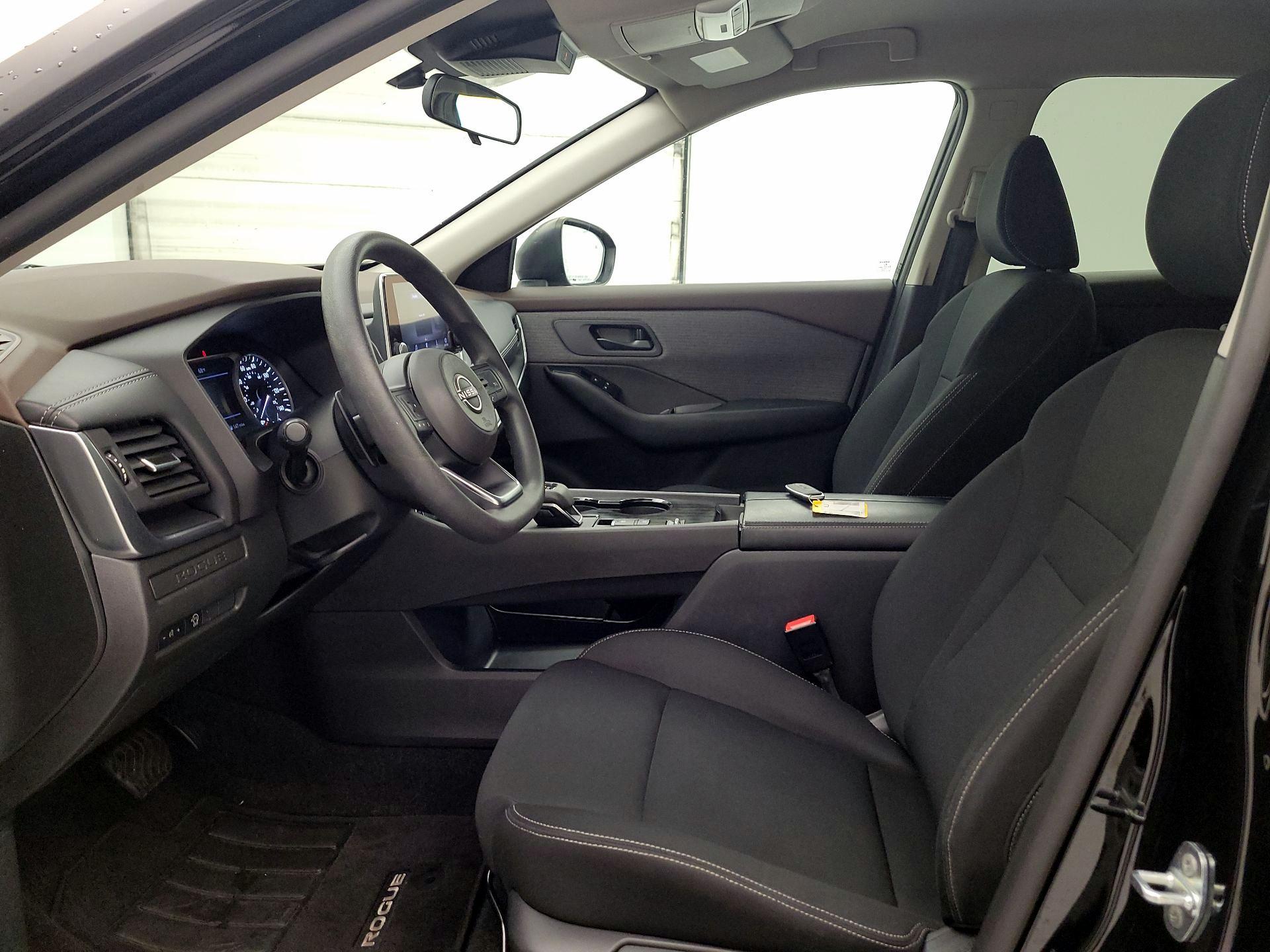 Thumbnail: 2023 Nissan Rogue - 11