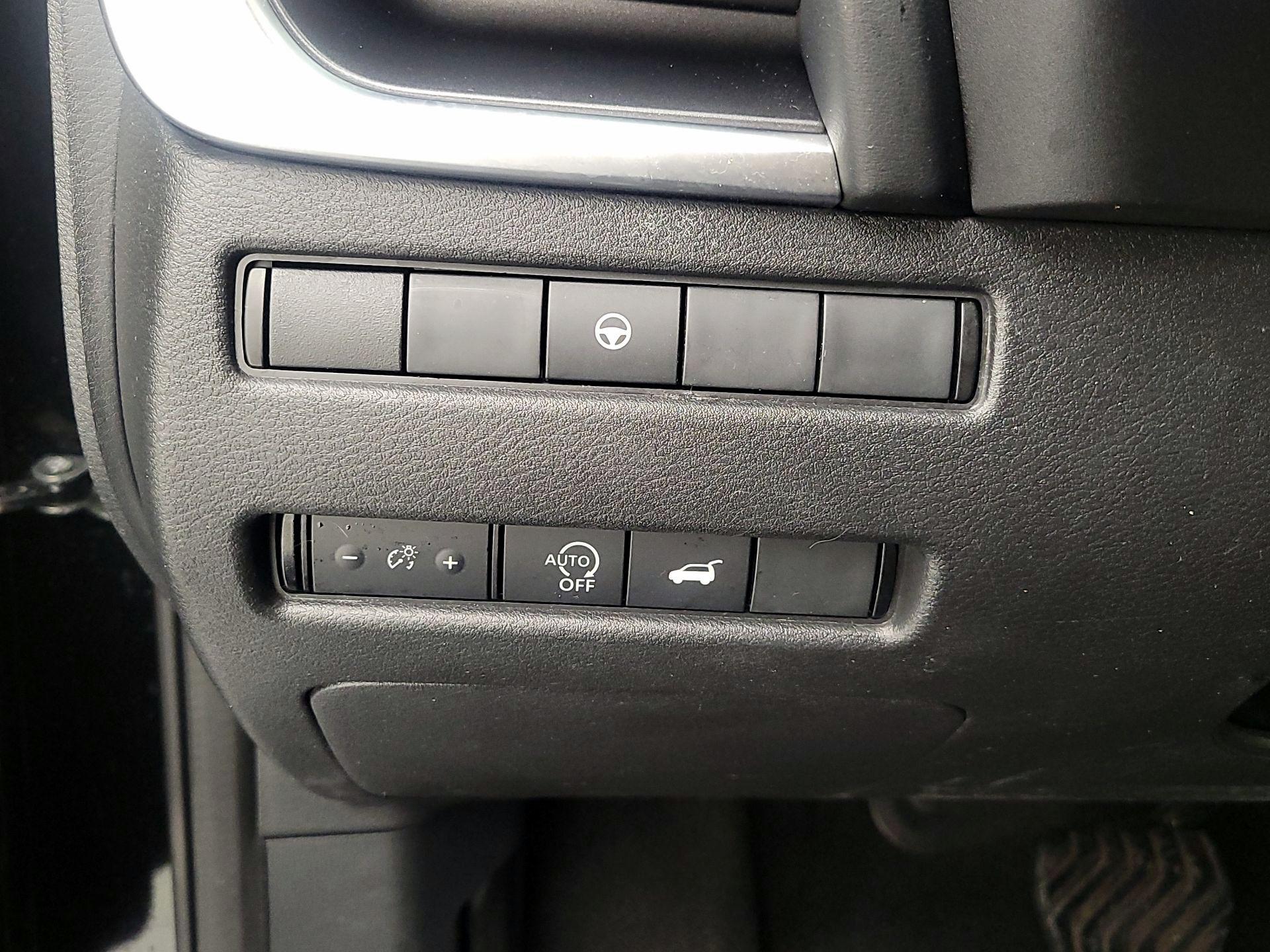 Thumbnail: 2023 Nissan Rogue - 13