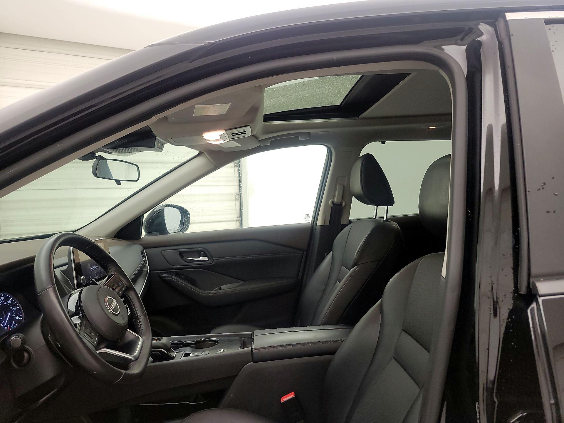 Thumbnail: 2023 Nissan Rogue - 19