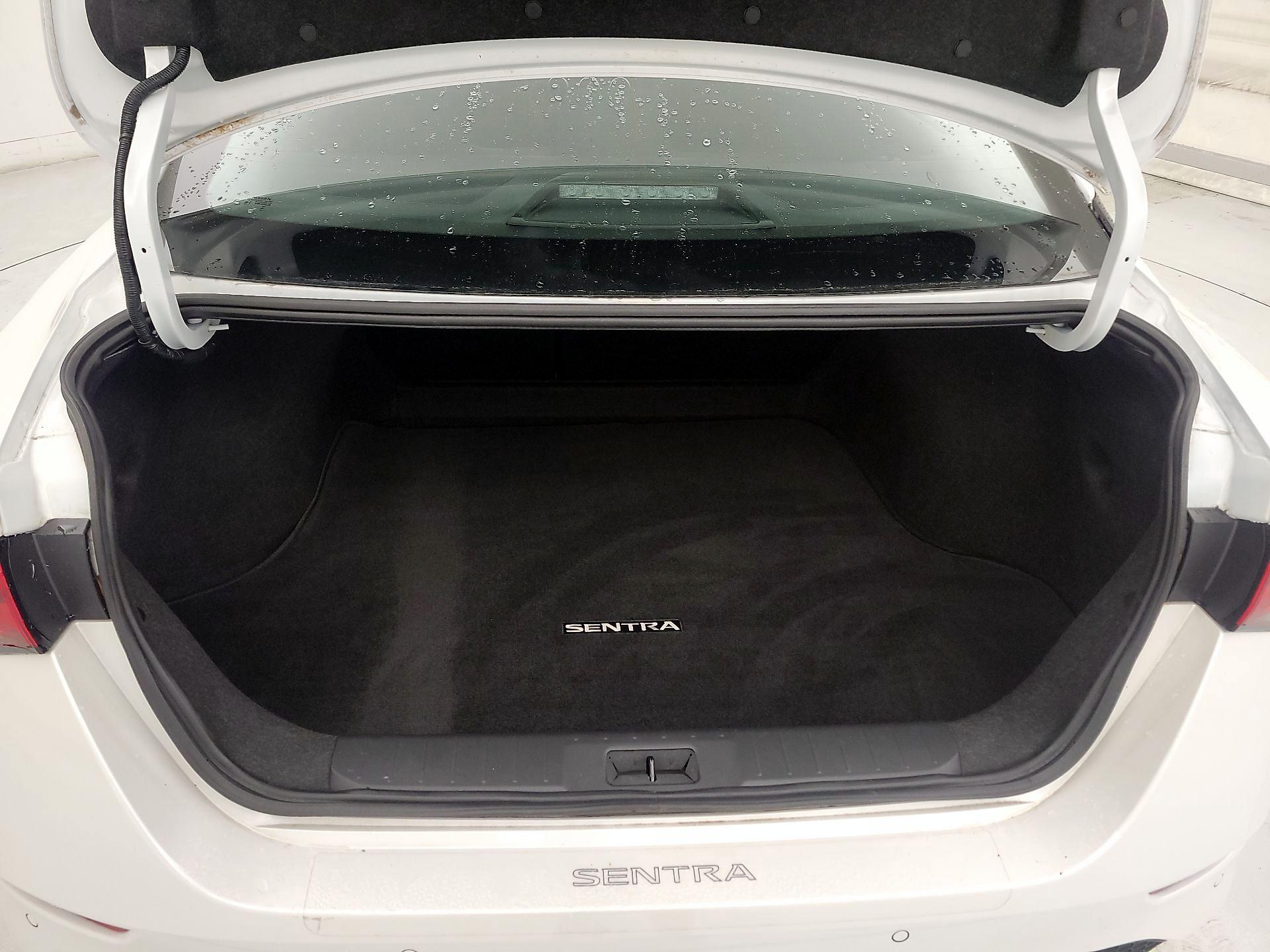 Thumbnail: 2024 Nissan Sentra - 16