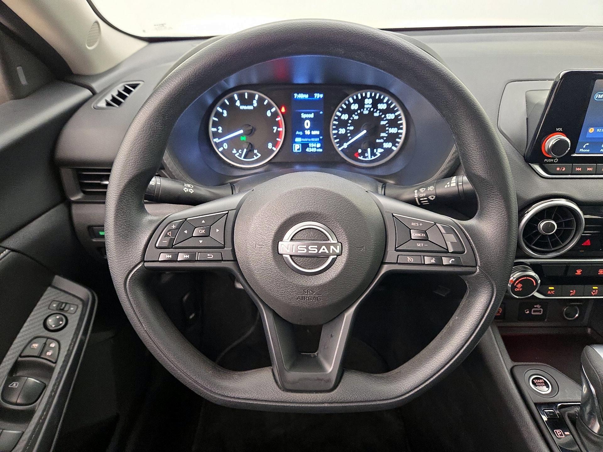 Thumbnail: 2024 Nissan Sentra - 10