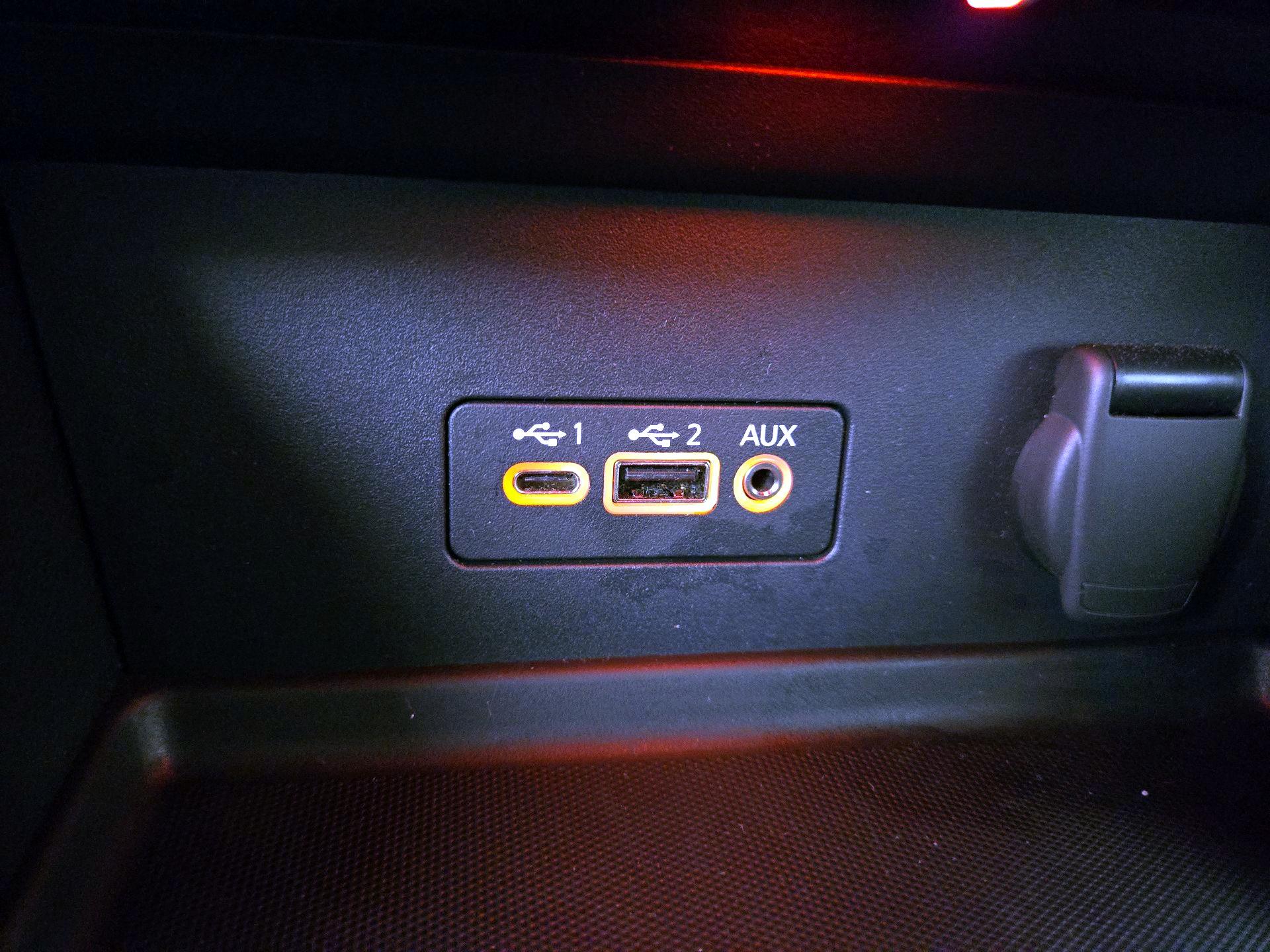 Thumbnail: 2023 Nissan Sentra - 18