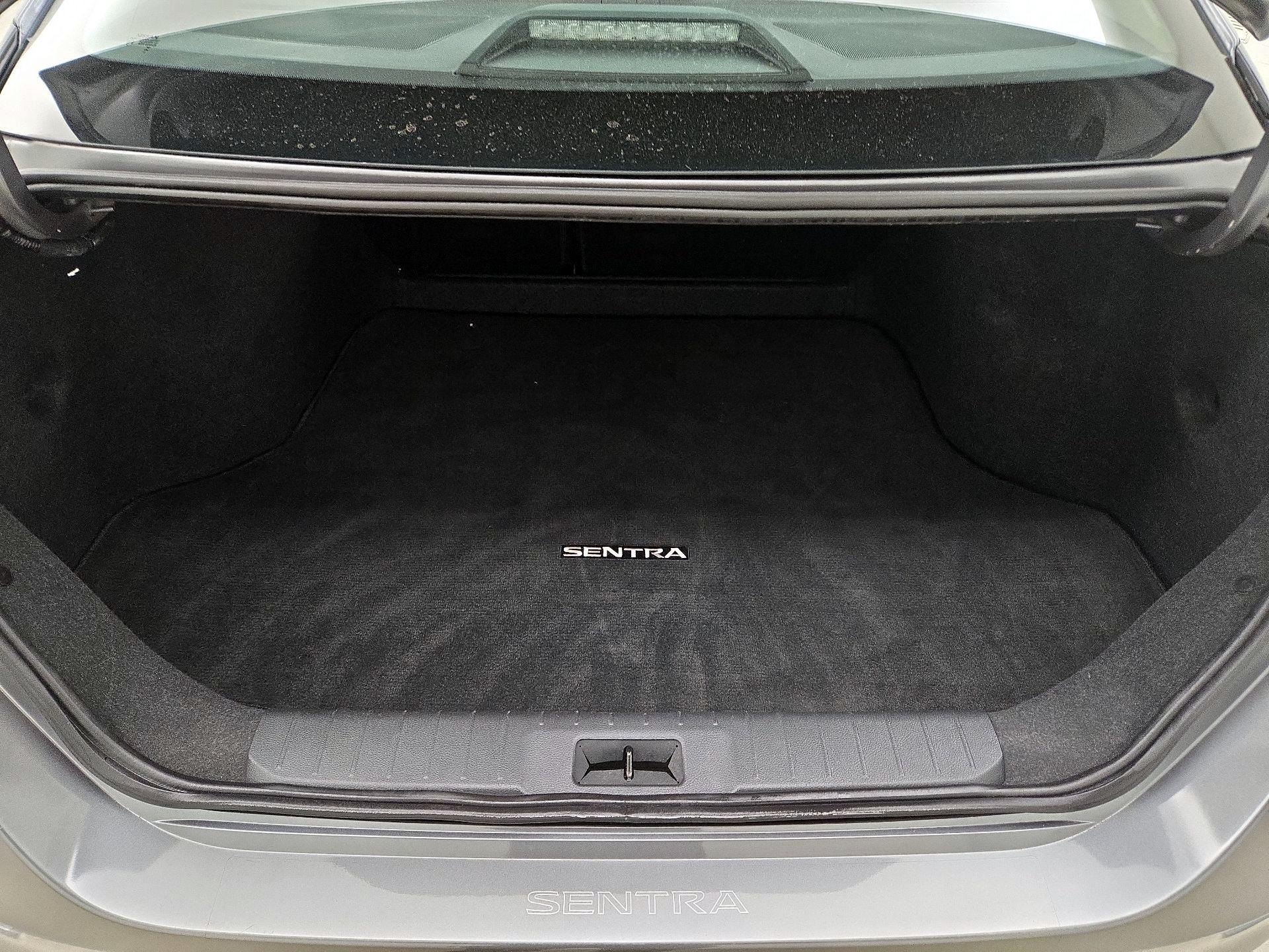 Thumbnail: 2023 Nissan Sentra - 20