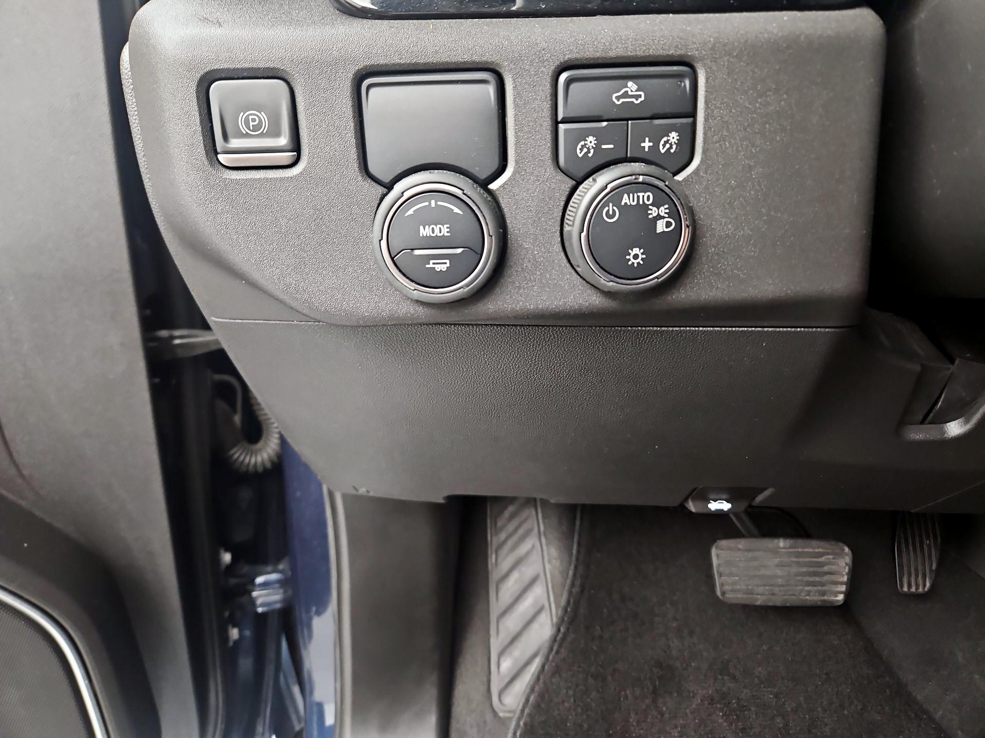 Thumbnail: 2022 Chevrolet Silverado 1500 - 13