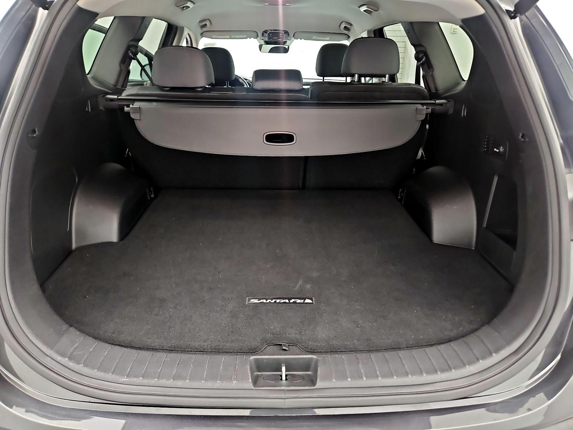 Thumbnail: 2023 Hyundai Santa Fe - 17