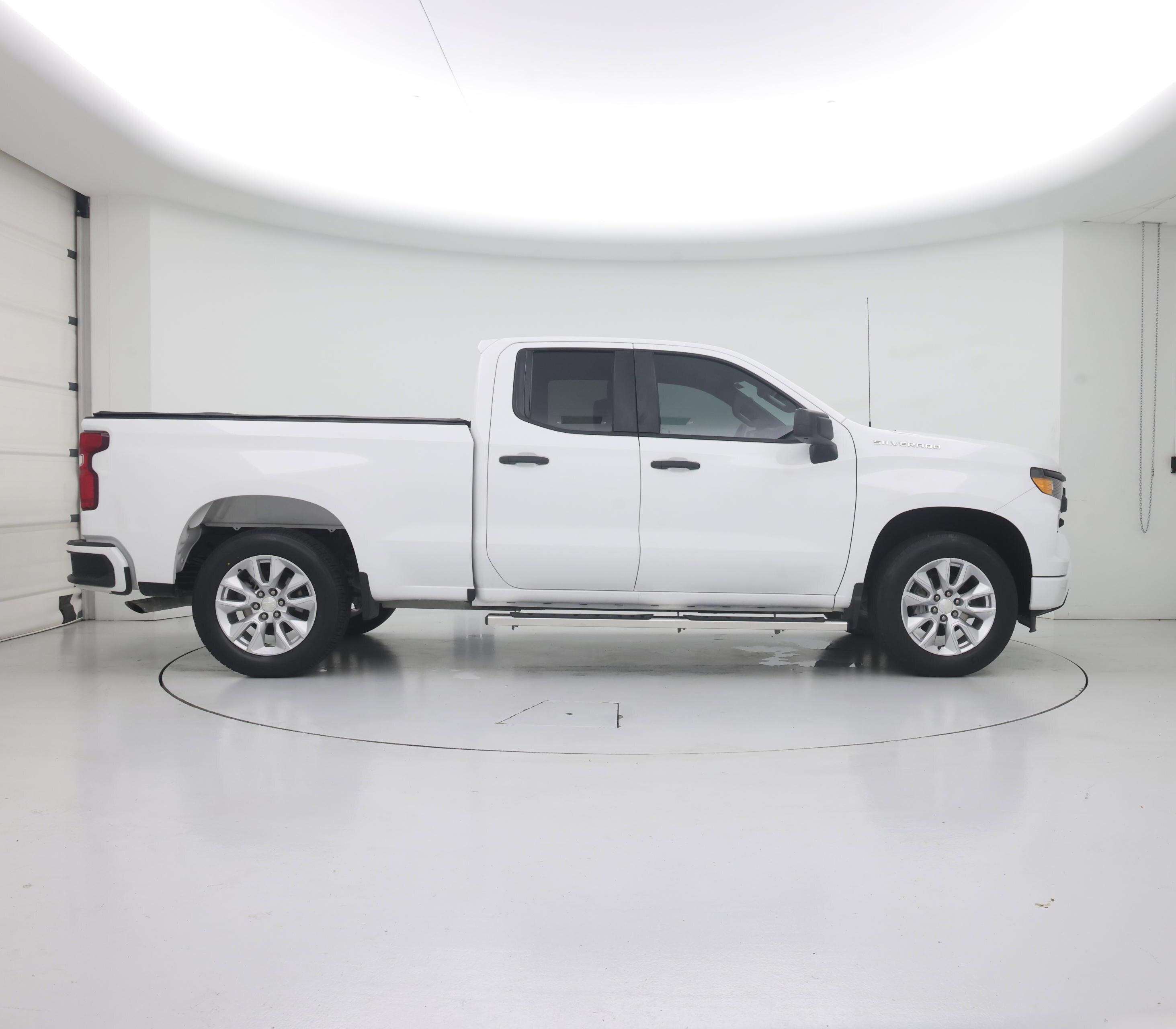 Thumbnail: 2022 Chevrolet Silverado 1500 - 7