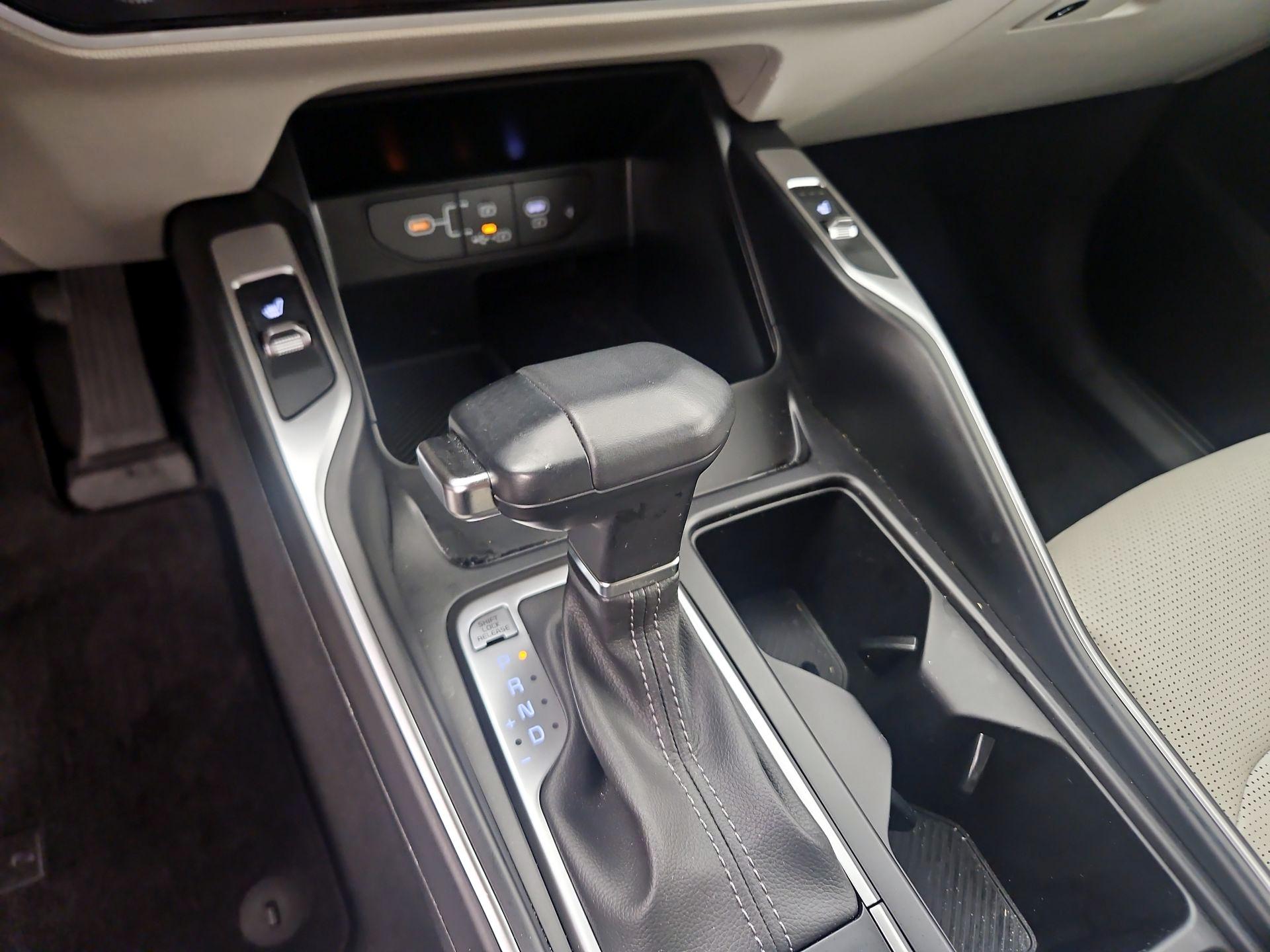 Thumbnail: 2024 Kia Sorento - 17