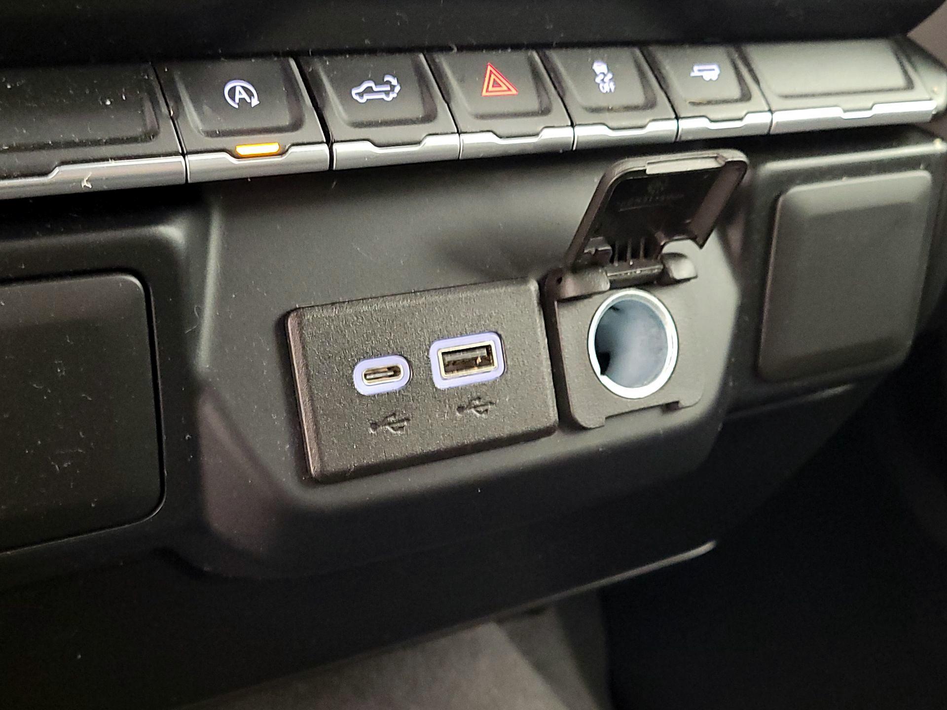 Thumbnail: 2022 Chevrolet Silverado 1500 - 18