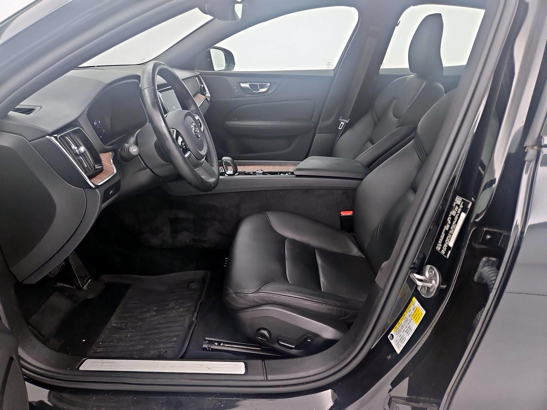 Thumbnail: 2023 Volvo S60 - 11