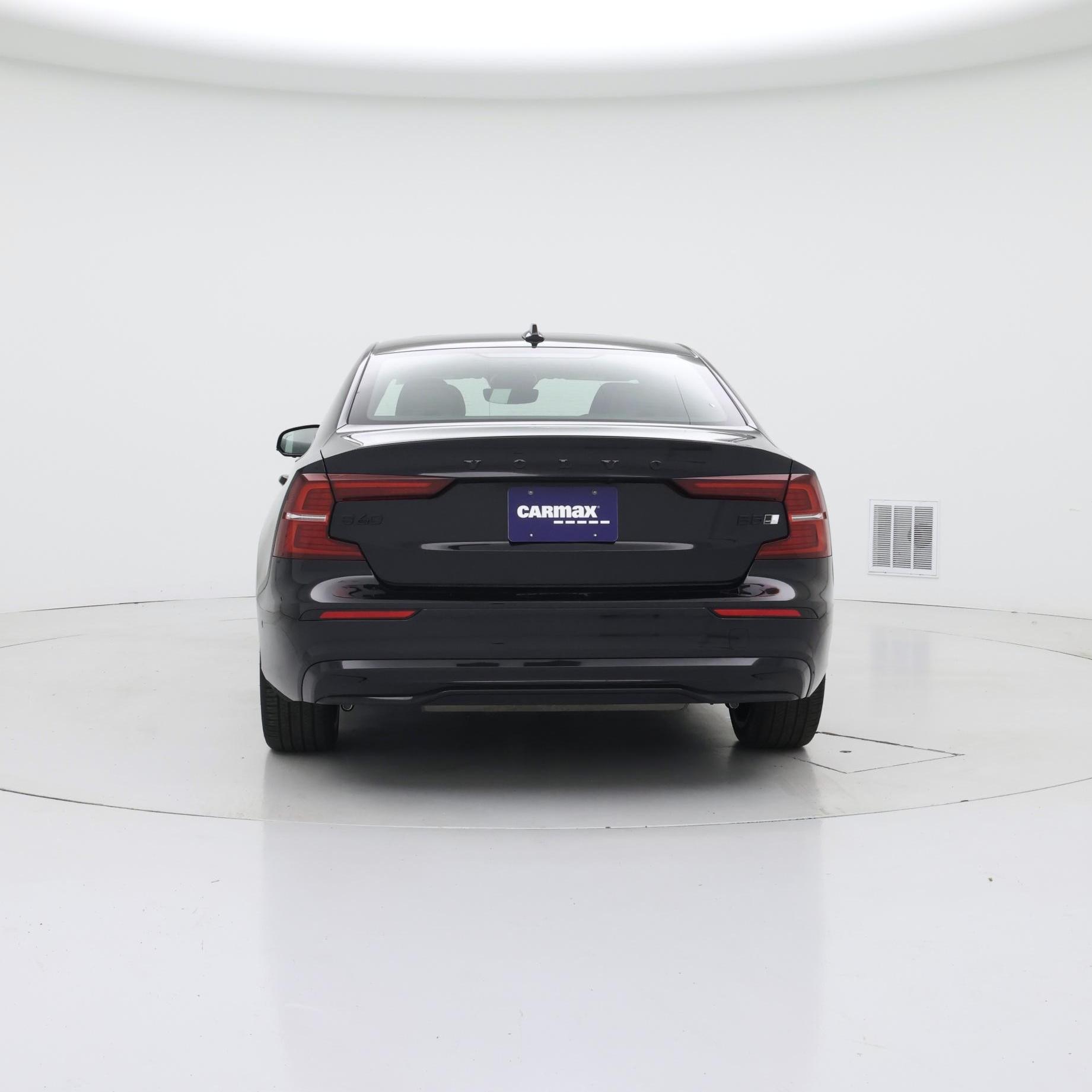 Thumbnail: 2023 Volvo S60 - 6